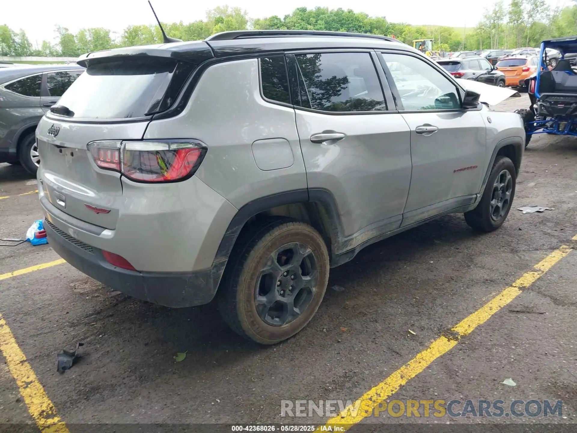 4 fotografías del automóvil dañado 3C4NJDDN8PT524820 JEEP COMPASS 2023