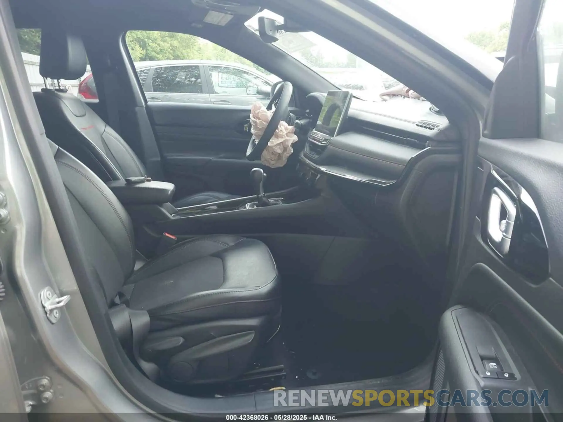 5 fotografías del automóvil dañado 3C4NJDDN8PT524820 JEEP COMPASS 2023