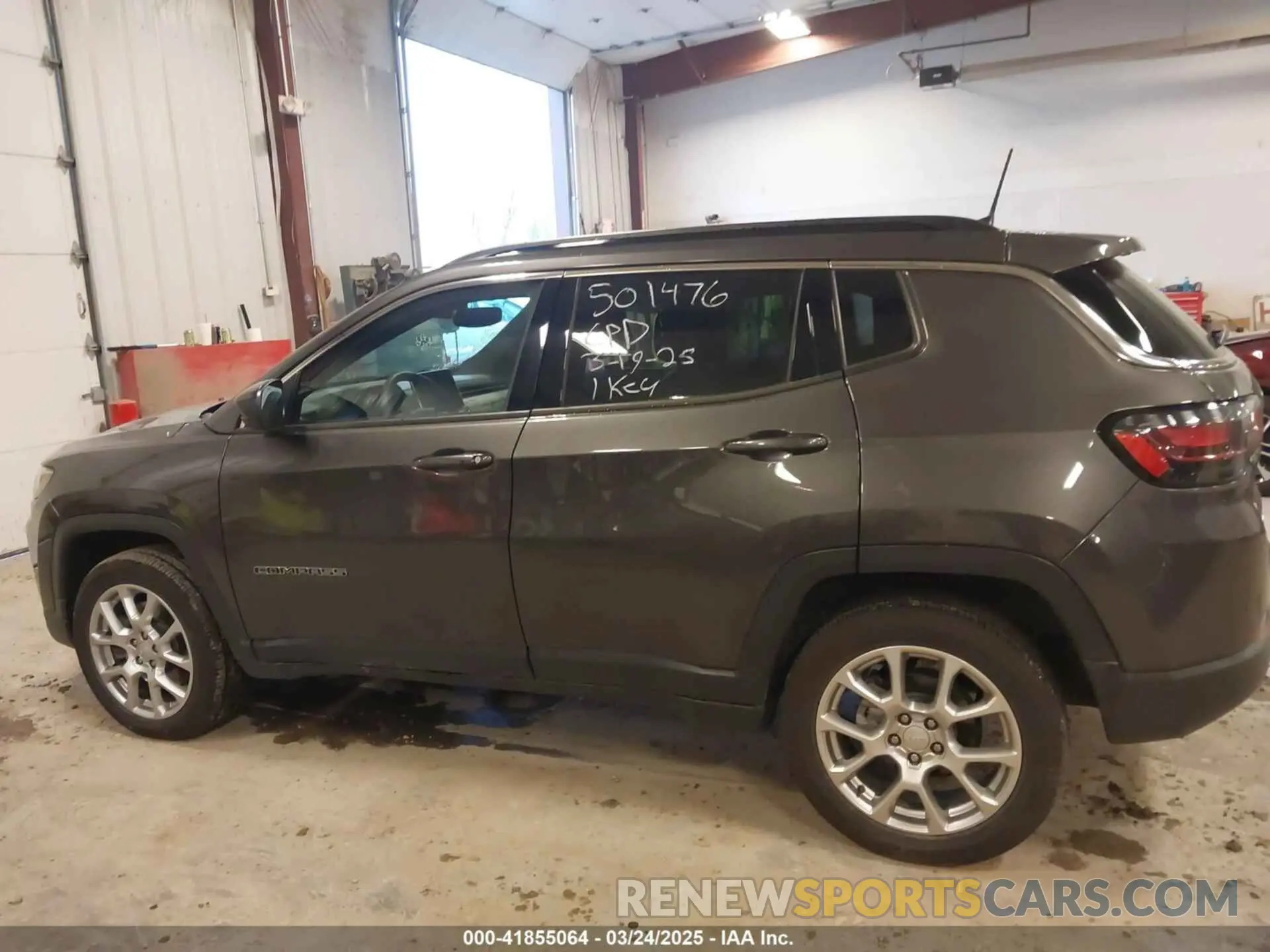 14 fotografías del automóvil dañado 3C4NJDFN7PT501476 JEEP COMPASS 2023