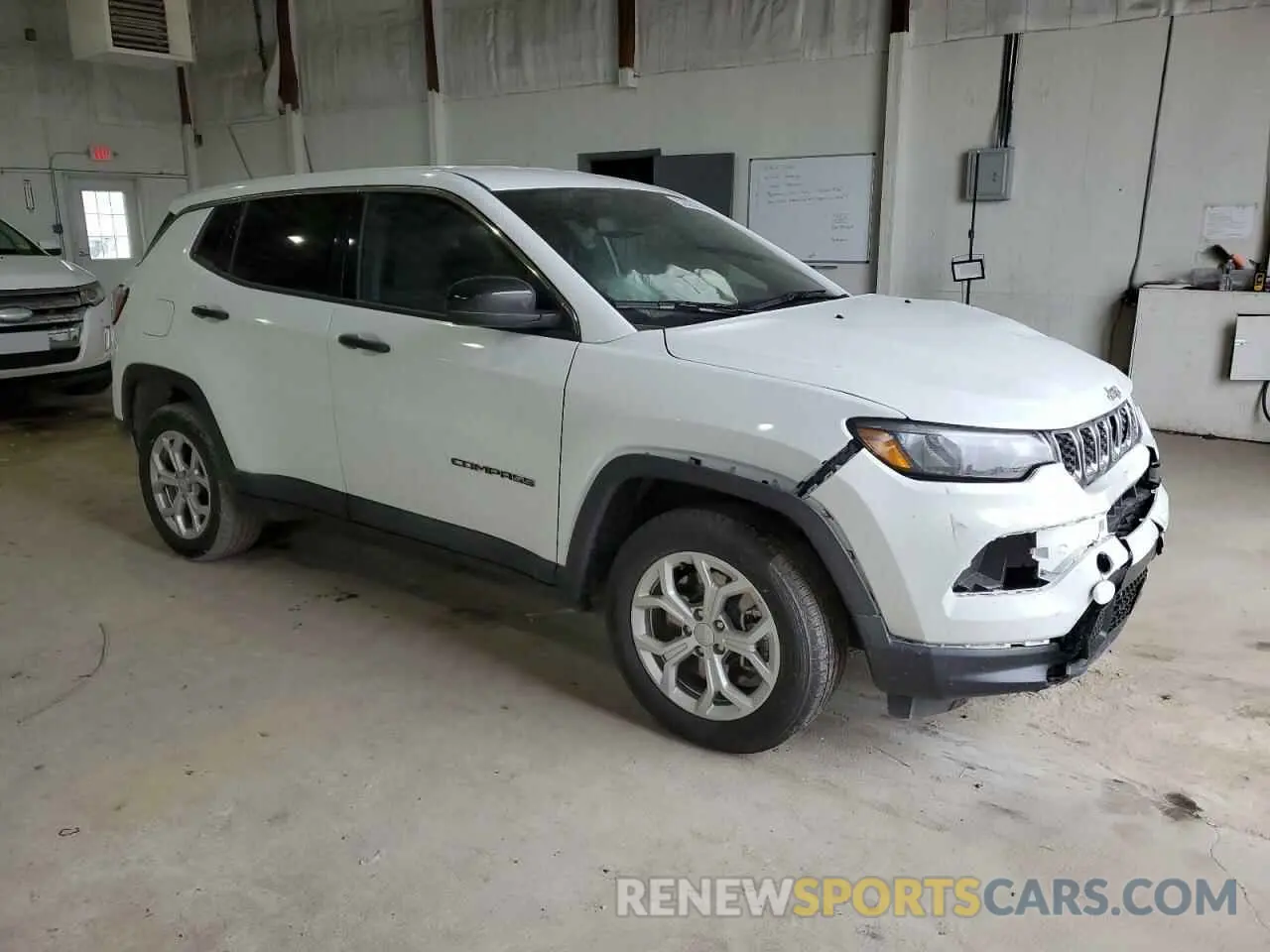 4 fotografías del automóvil dañado 3C4NJDAN2RT145173 JEEP COMPASS 2024