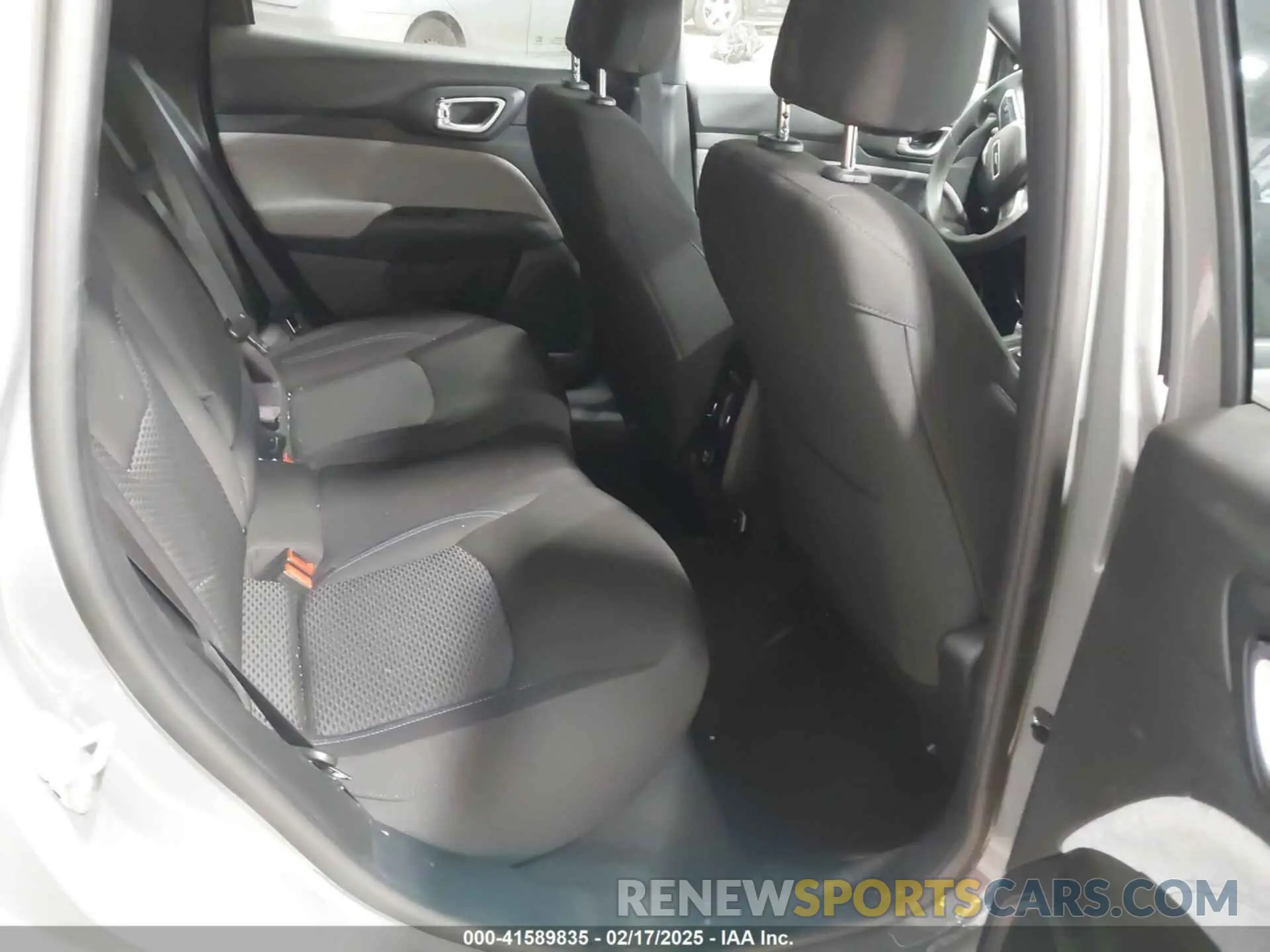 8 fotografías del automóvil dañado 3C4NJDAN8RT580067 JEEP COMPASS 2024