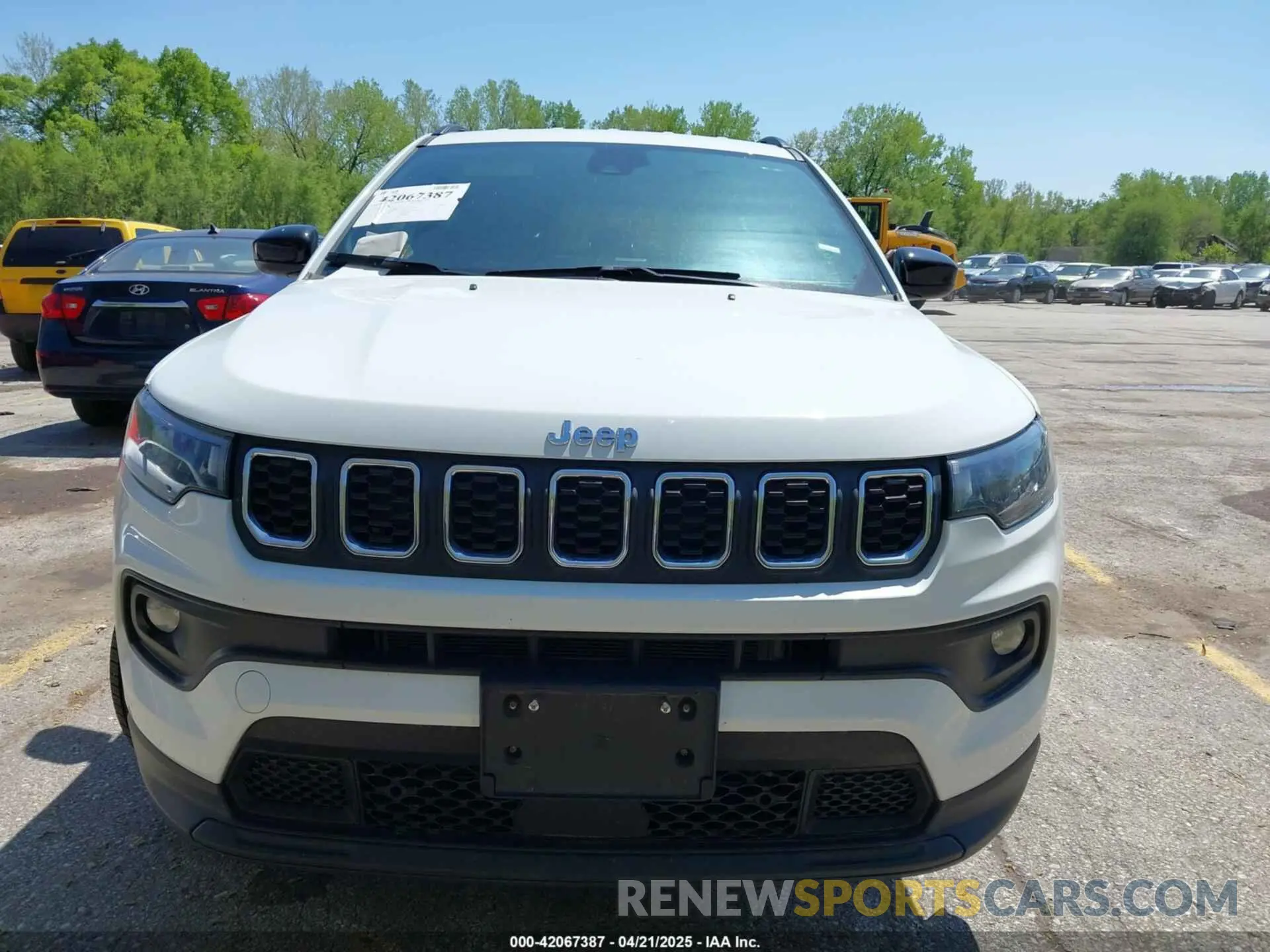 13 fotografías del automóvil dañado 3C4NJDBN0RT109268 JEEP COMPASS 2024