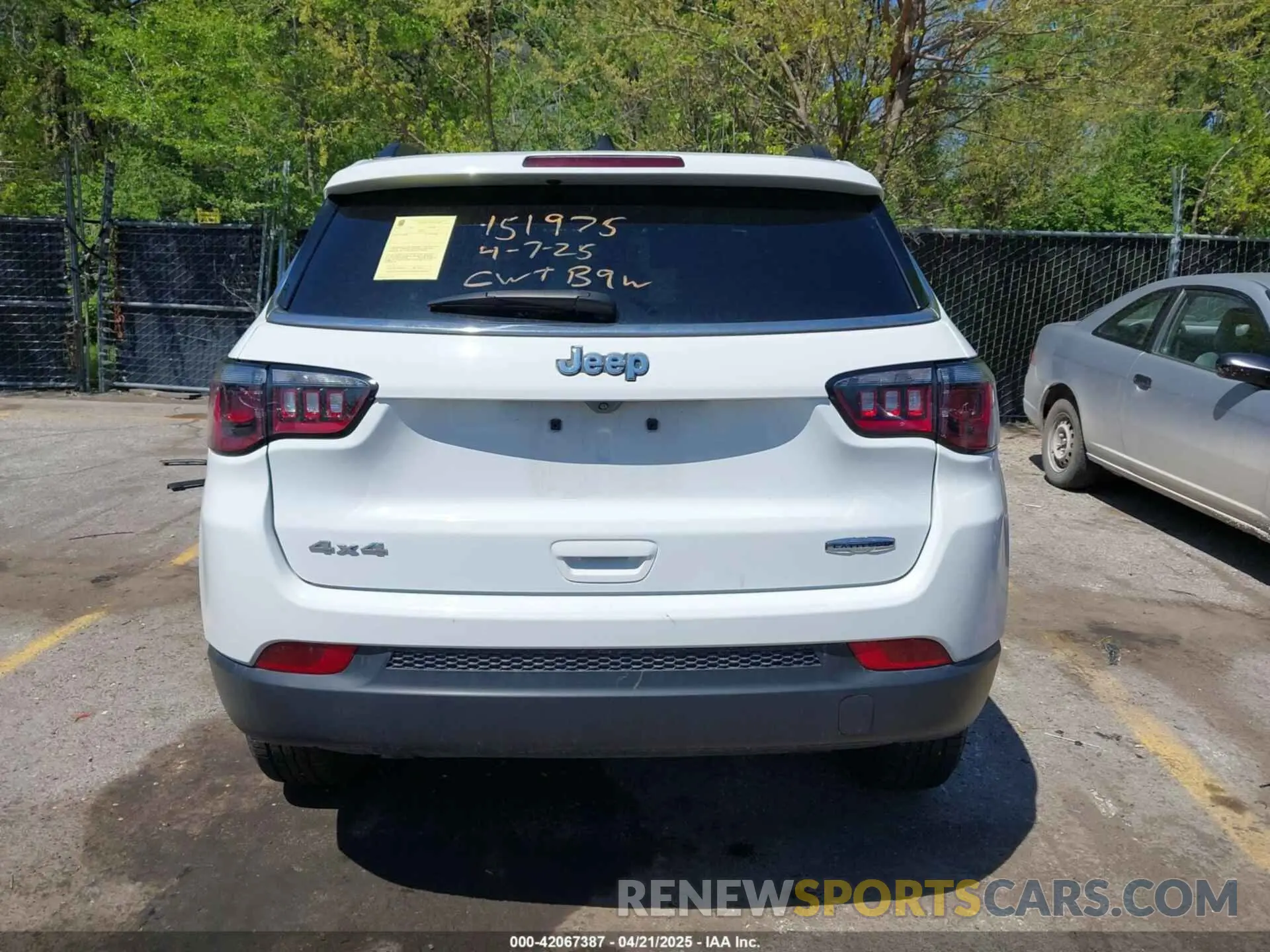 17 fotografías del automóvil dañado 3C4NJDBN0RT109268 JEEP COMPASS 2024