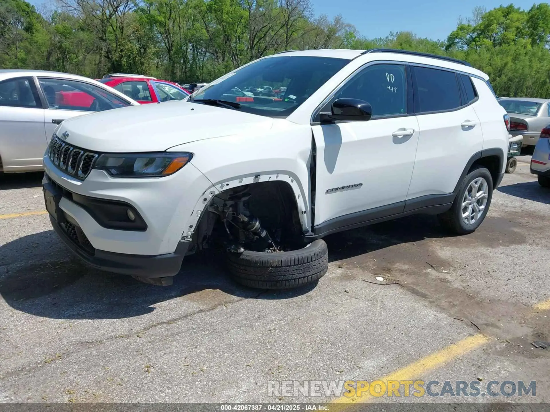 2 fotografías del automóvil dañado 3C4NJDBN0RT109268 JEEP COMPASS 2024