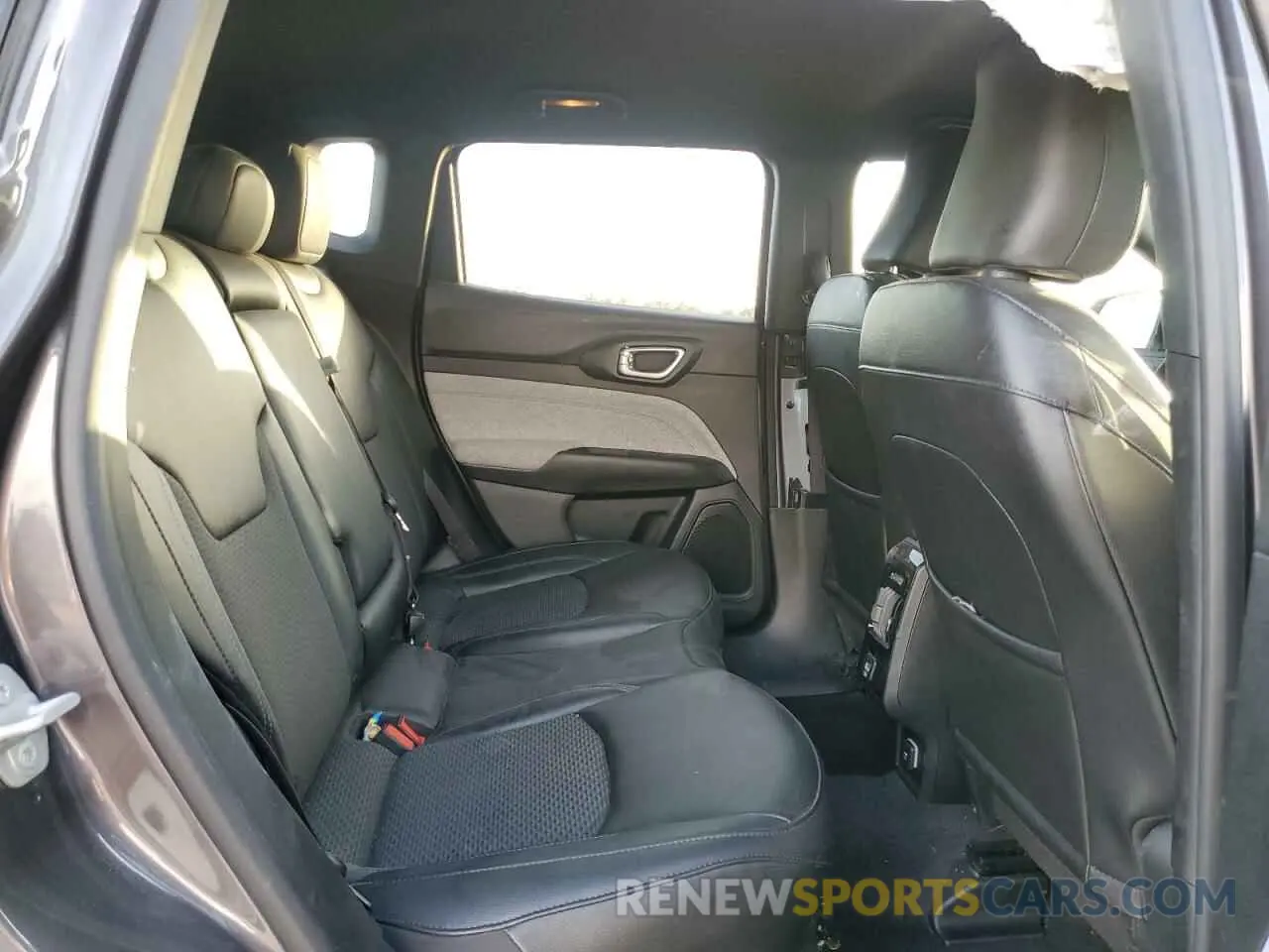 11 fotografías del automóvil dañado 3C4NJDBN0RT126488 JEEP COMPASS 2024