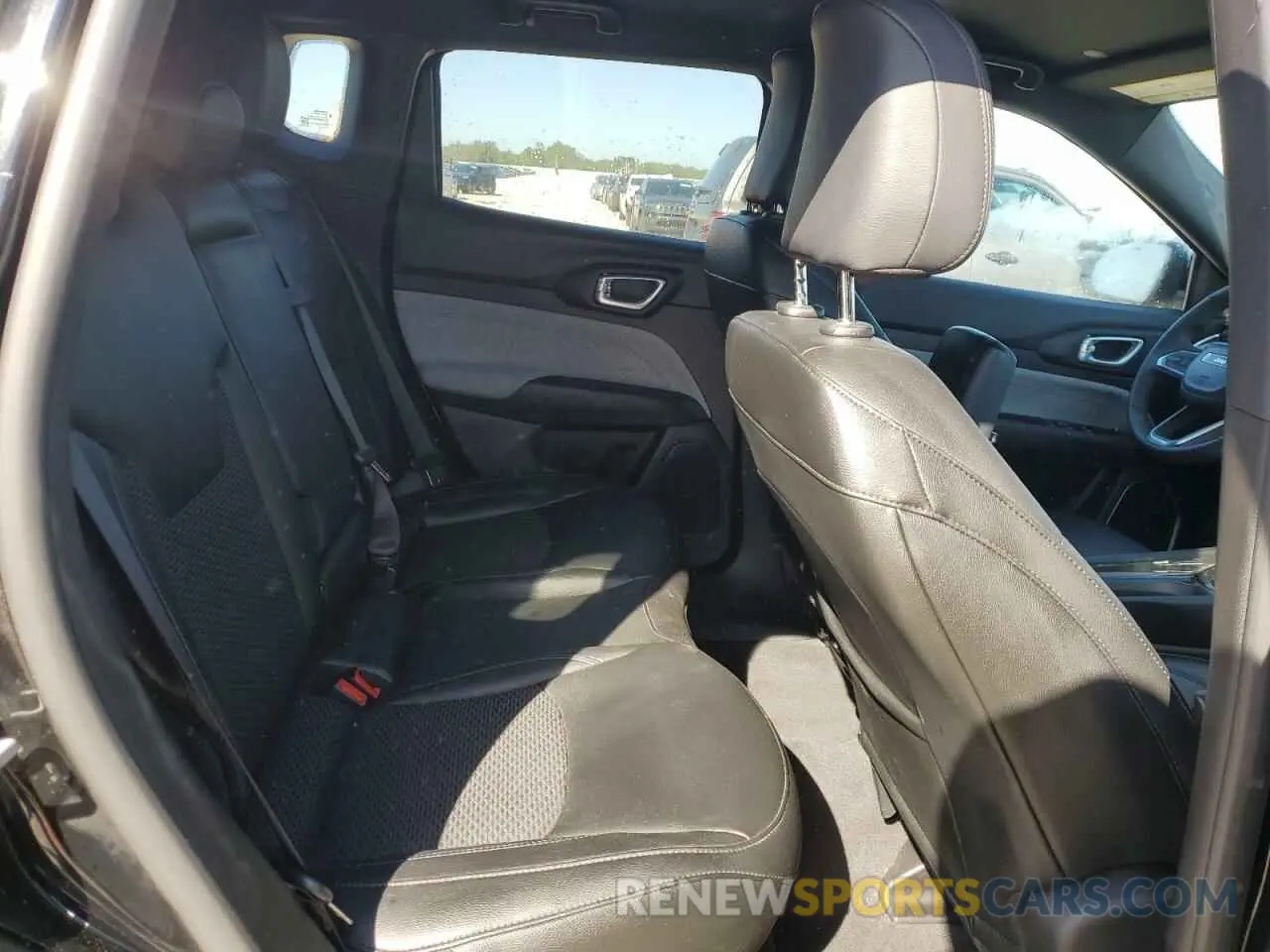 11 fotografías del automóvil dañado 3C4NJDBN1RT119341 JEEP COMPASS 2024