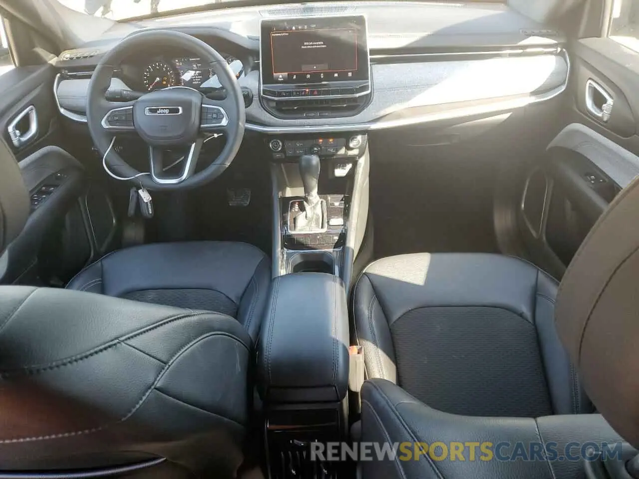 8 fotografías del automóvil dañado 3C4NJDBN1RT119341 JEEP COMPASS 2024