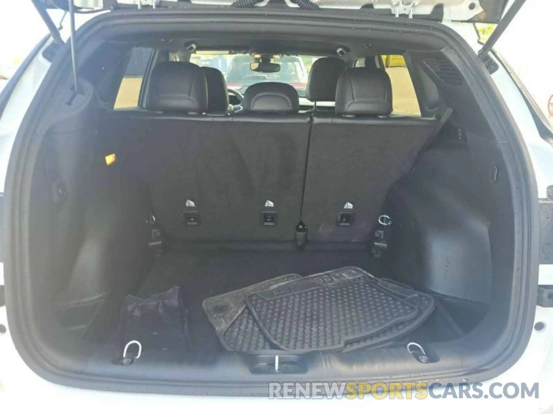 11 fotografías del automóvil dañado 3C4NJDBN2RT115542 JEEP COMPASS 2024