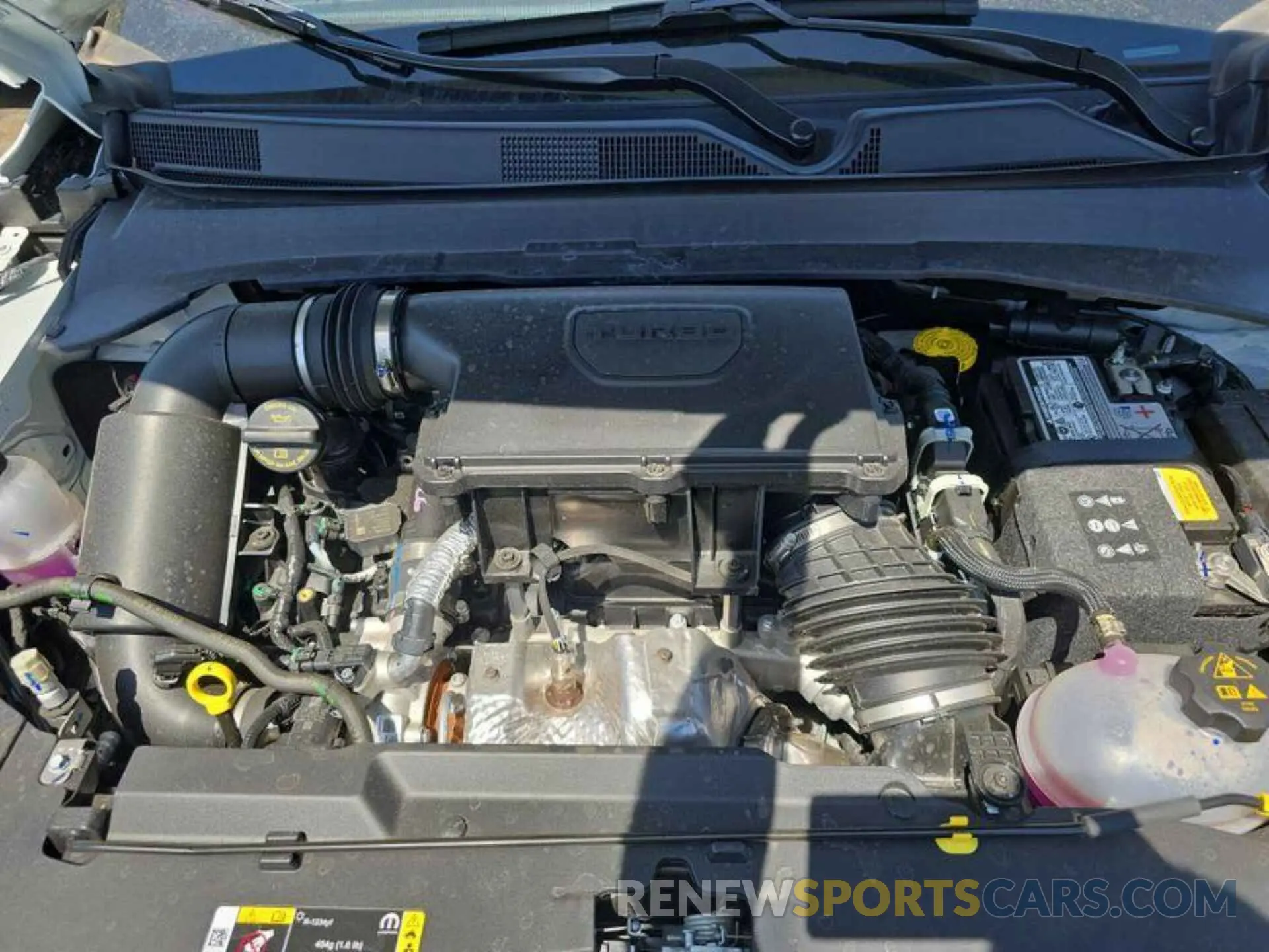19 fotografías del automóvil dañado 3C4NJDBN2RT115542 JEEP COMPASS 2024