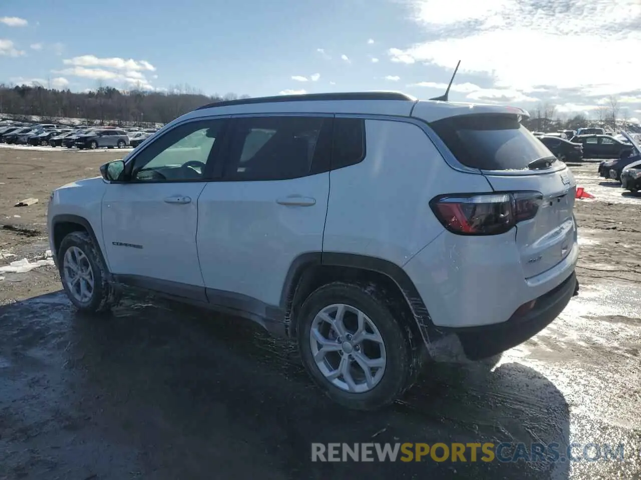 2 fotografías del automóvil dañado 3C4NJDBN2RT133006 JEEP COMPASS 2024