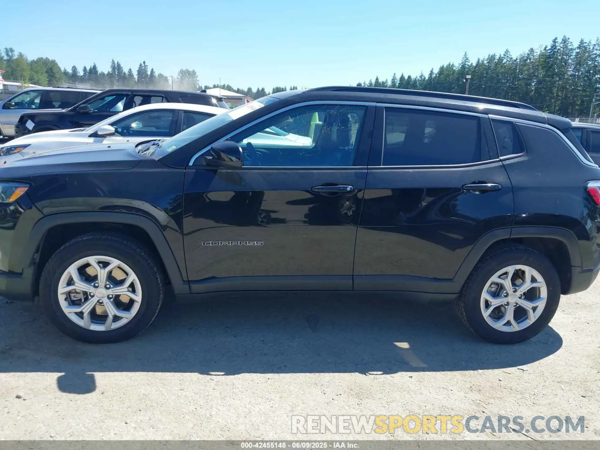 15 fotografías del automóvil dañado 3C4NJDBN3RT100807 JEEP COMPASS 2024
