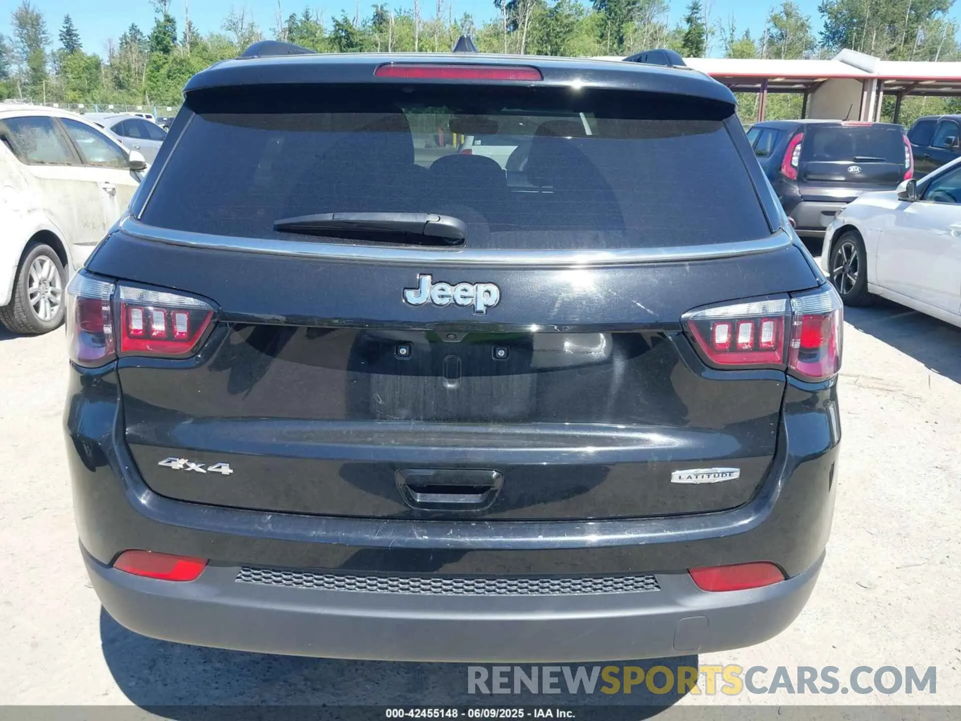 17 fotografías del automóvil dañado 3C4NJDBN3RT100807 JEEP COMPASS 2024