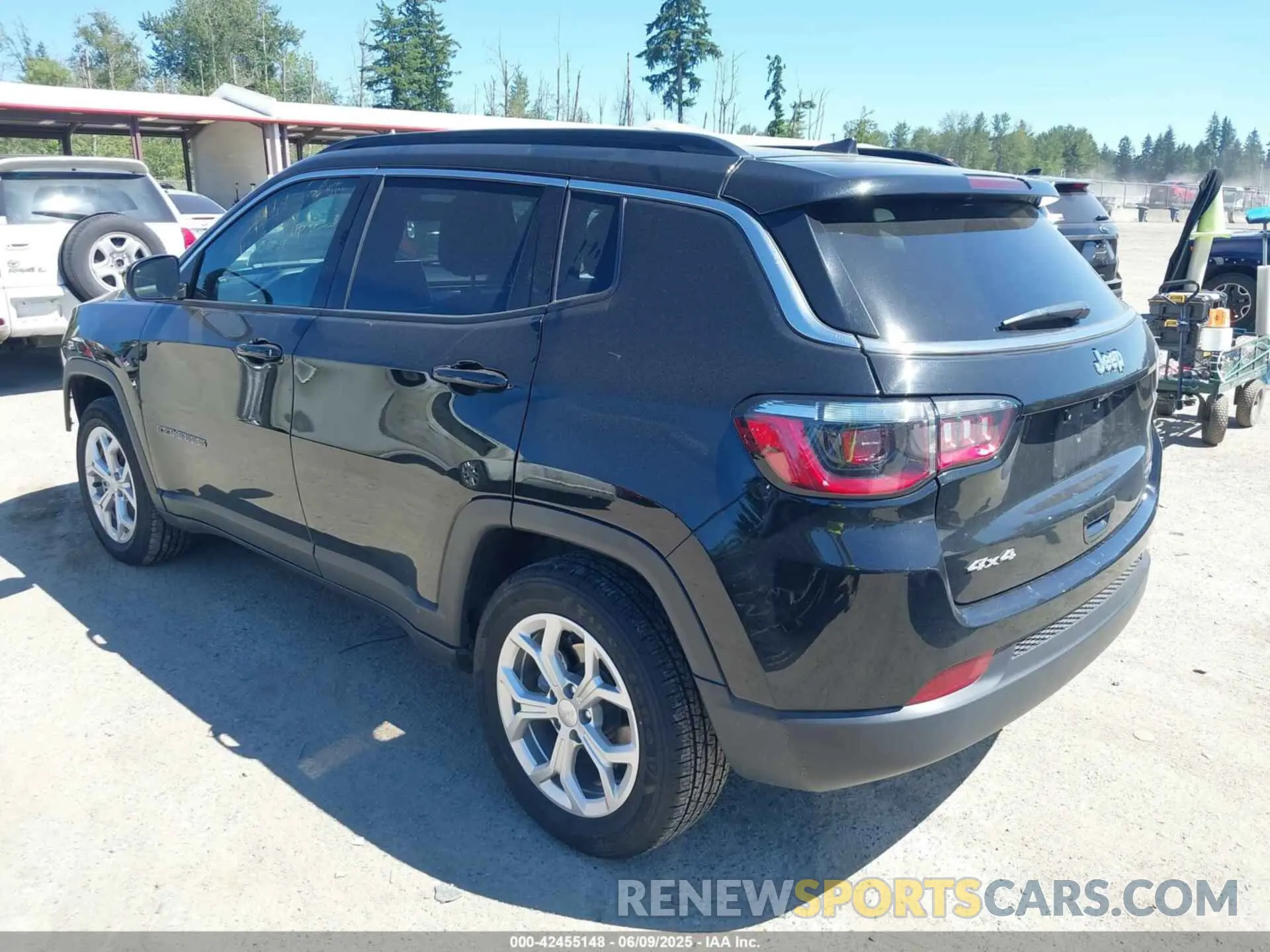 3 fotografías del automóvil dañado 3C4NJDBN3RT100807 JEEP COMPASS 2024