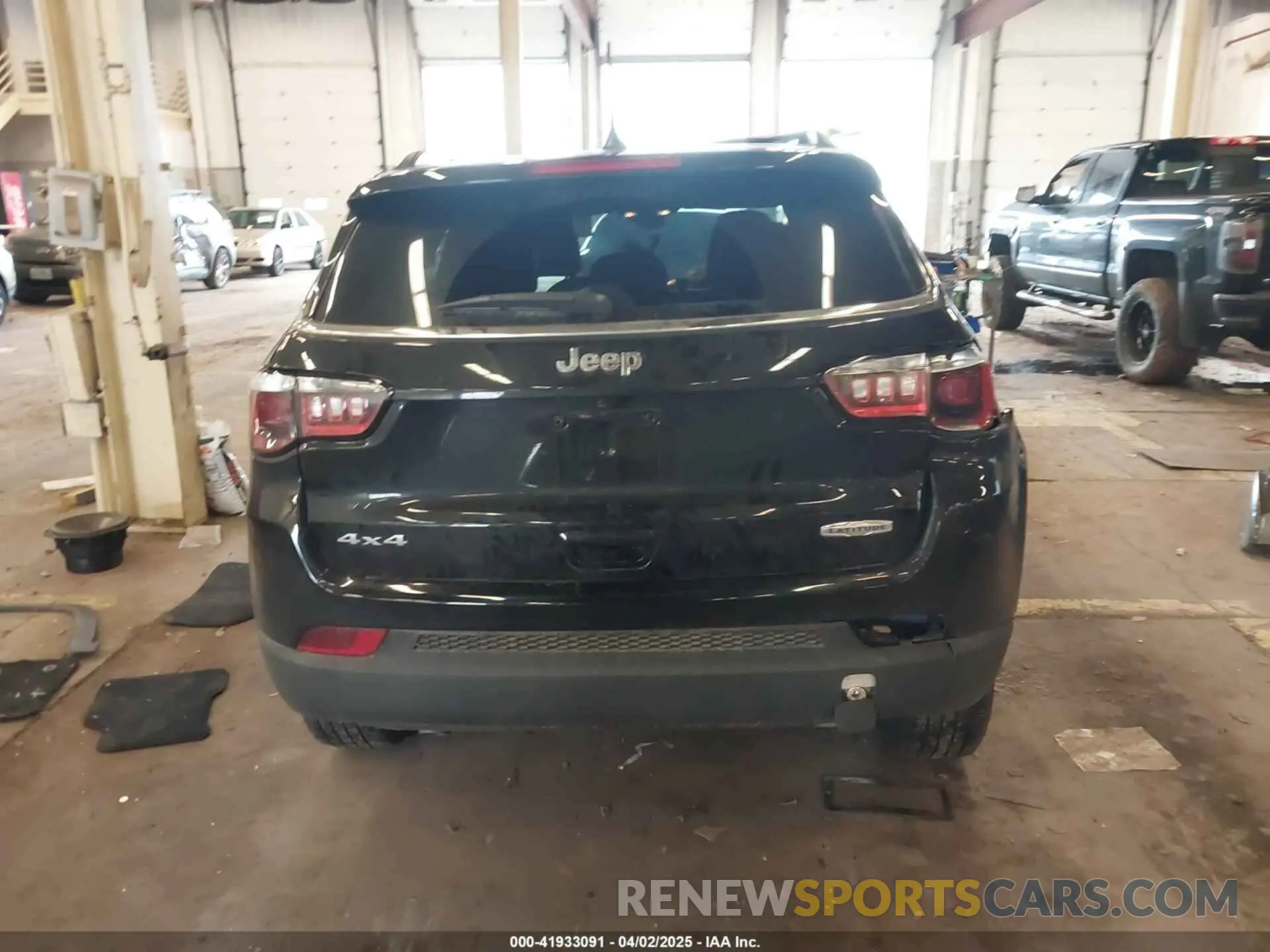 17 fotografías del automóvil dañado 3C4NJDBN3RT175331 JEEP COMPASS 2024