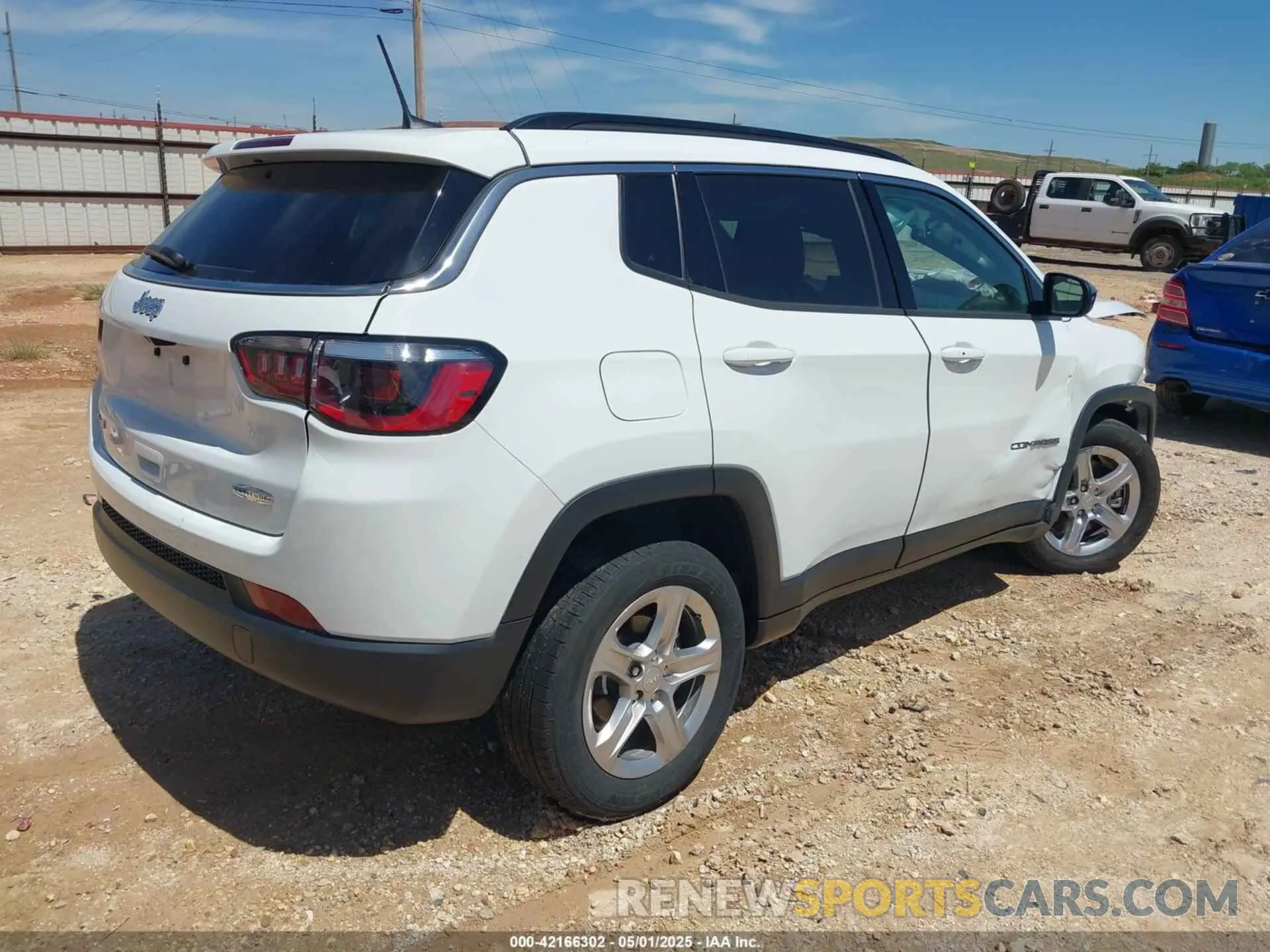 4 fotografías del automóvil dañado 3C4NJDBN4RT604198 JEEP COMPASS 2024