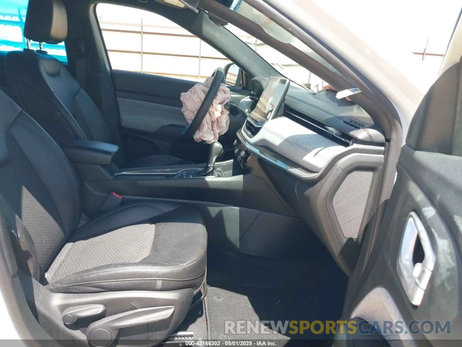 5 fotografías del automóvil dañado 3C4NJDBN4RT604198 JEEP COMPASS 2024