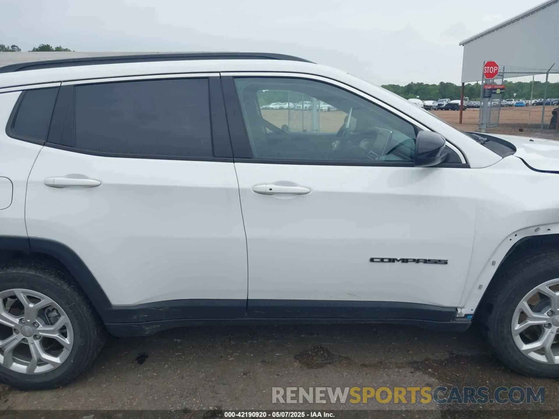 13 fotografías del automóvil dañado 3C4NJDBN5RT100534 JEEP COMPASS 2024