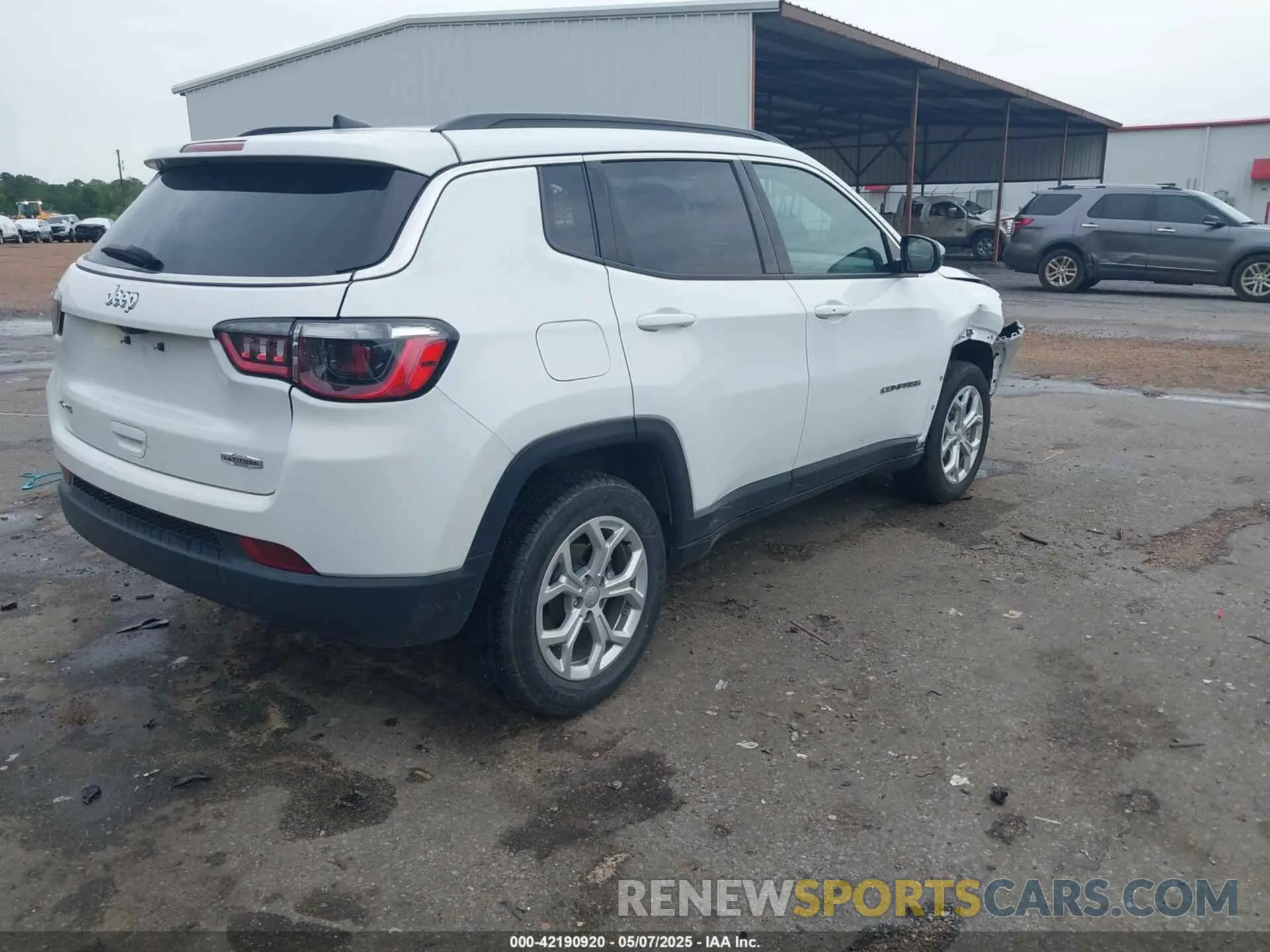 4 fotografías del automóvil dañado 3C4NJDBN5RT100534 JEEP COMPASS 2024