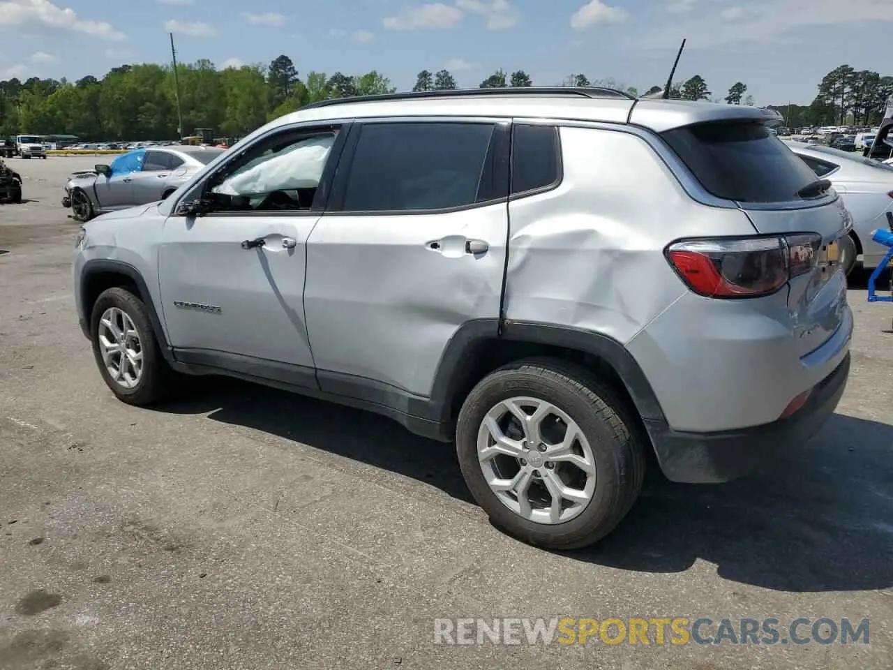 2 fotografías del automóvil dañado 3C4NJDBN5RT114739 JEEP COMPASS 2024