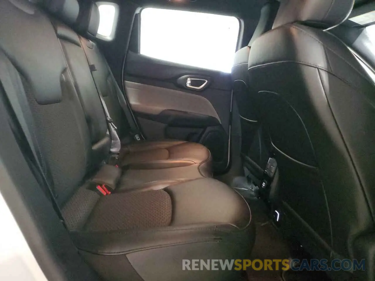 11 fotografías del automóvil dañado 3C4NJDBN5RT118709 JEEP COMPASS 2024