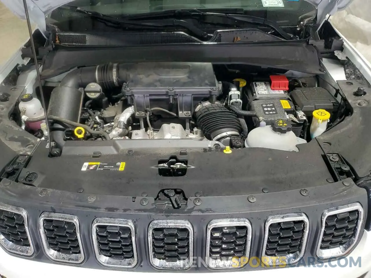 12 fotografías del automóvil dañado 3C4NJDBN5RT118709 JEEP COMPASS 2024