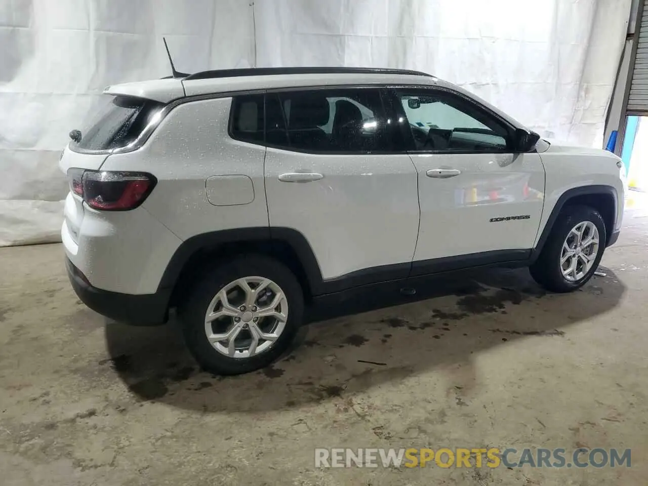 3 fotografías del automóvil dañado 3C4NJDBN5RT118709 JEEP COMPASS 2024
