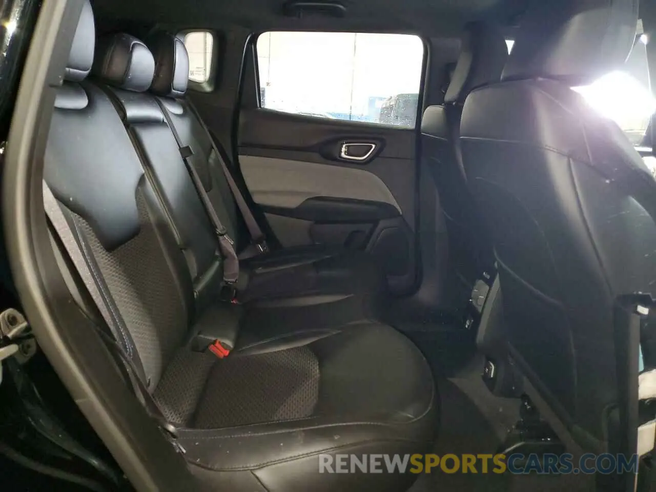 11 fotografías del automóvil dañado 3C4NJDBN5RT605649 JEEP COMPASS 2024