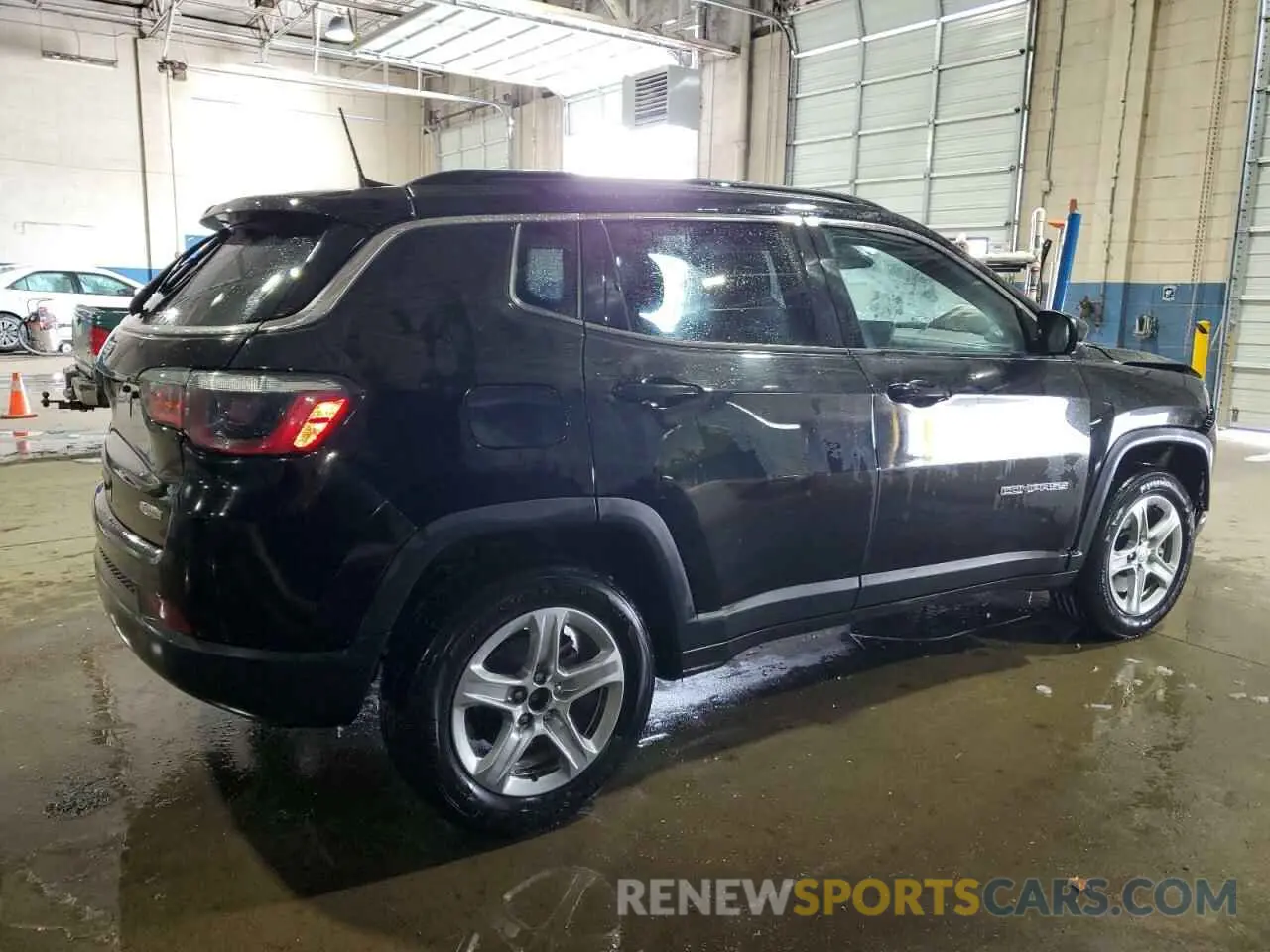 3 fotografías del automóvil dañado 3C4NJDBN5RT605649 JEEP COMPASS 2024
