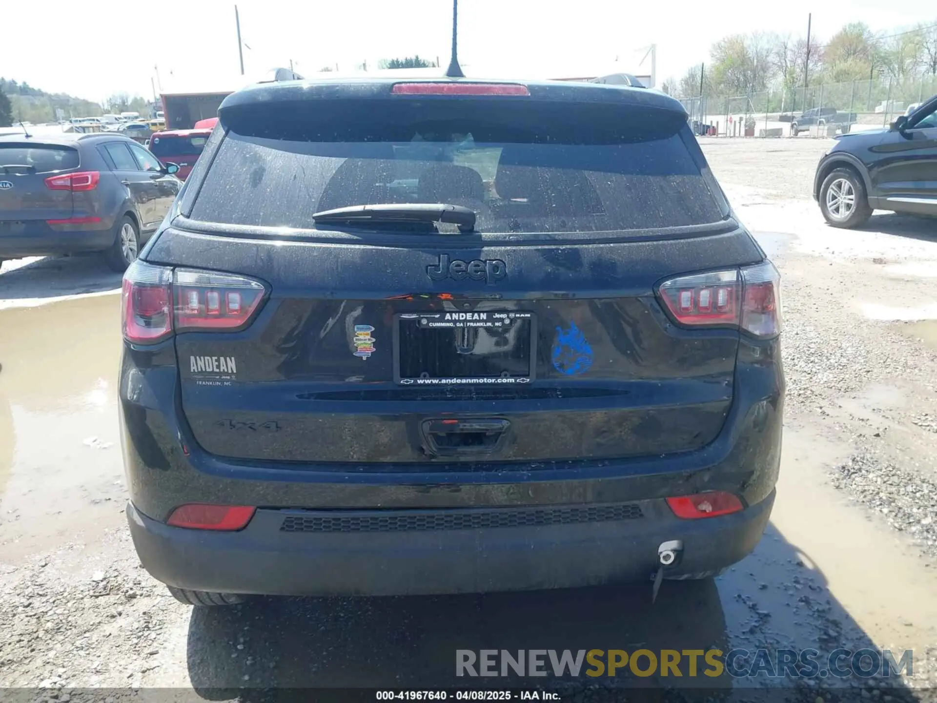 17 fotografías del automóvil dañado 3C4NJDBN6RT578199 JEEP COMPASS 2024