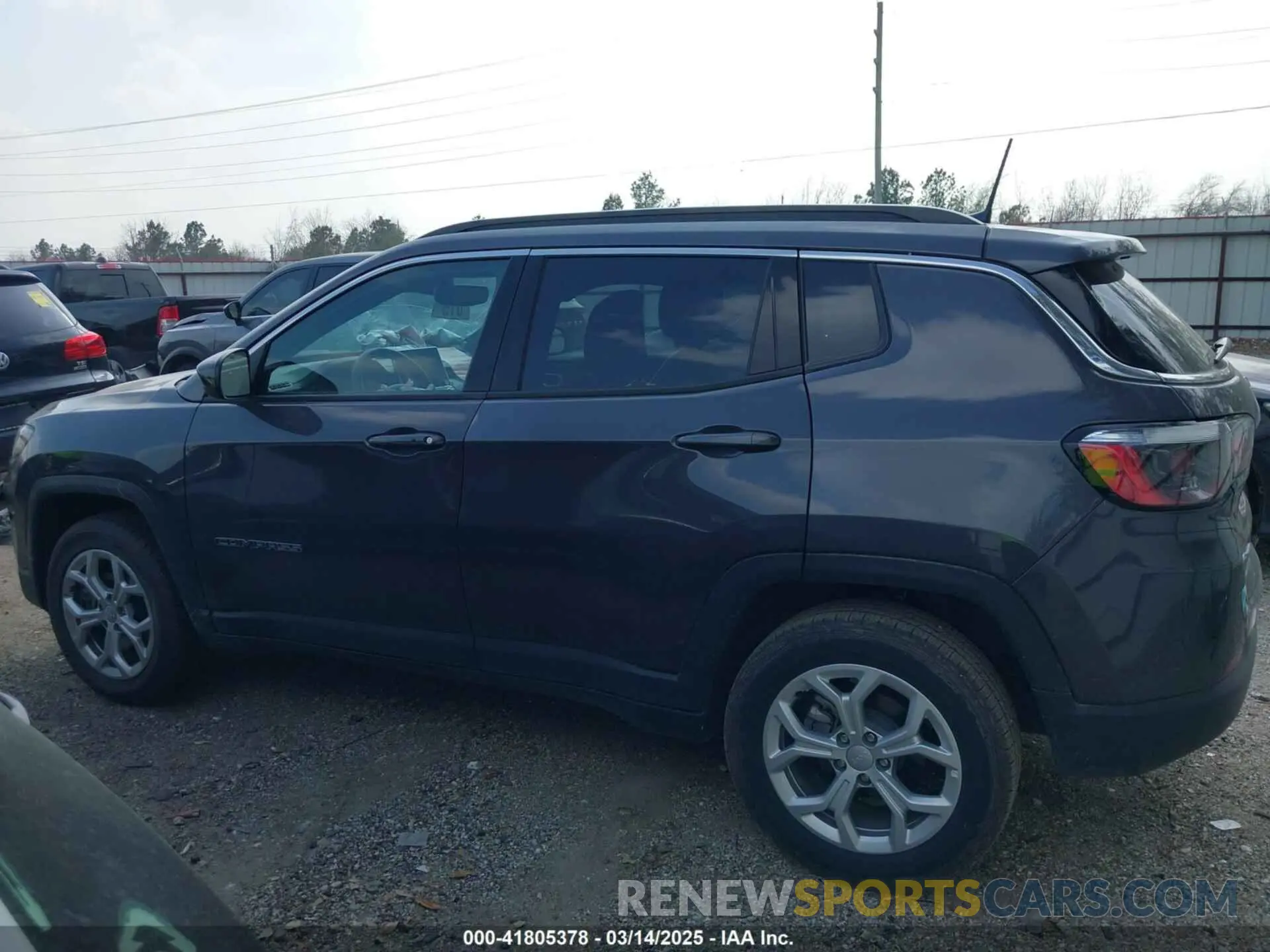 14 fotografías del automóvil dañado 3C4NJDBN7RT154711 JEEP COMPASS 2024