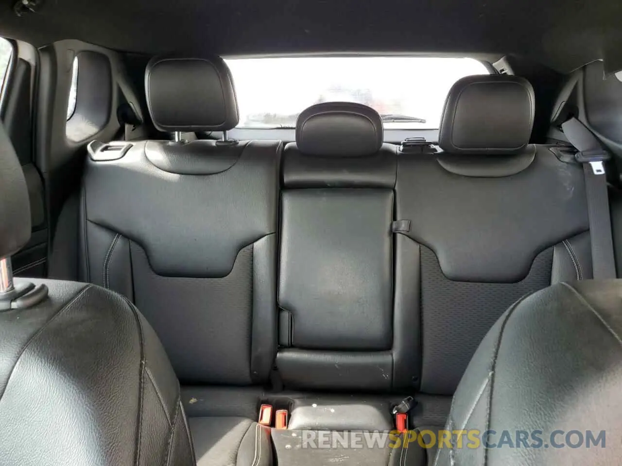 10 fotografías del automóvil dañado 3C4NJDBN7RT578325 JEEP COMPASS 2024