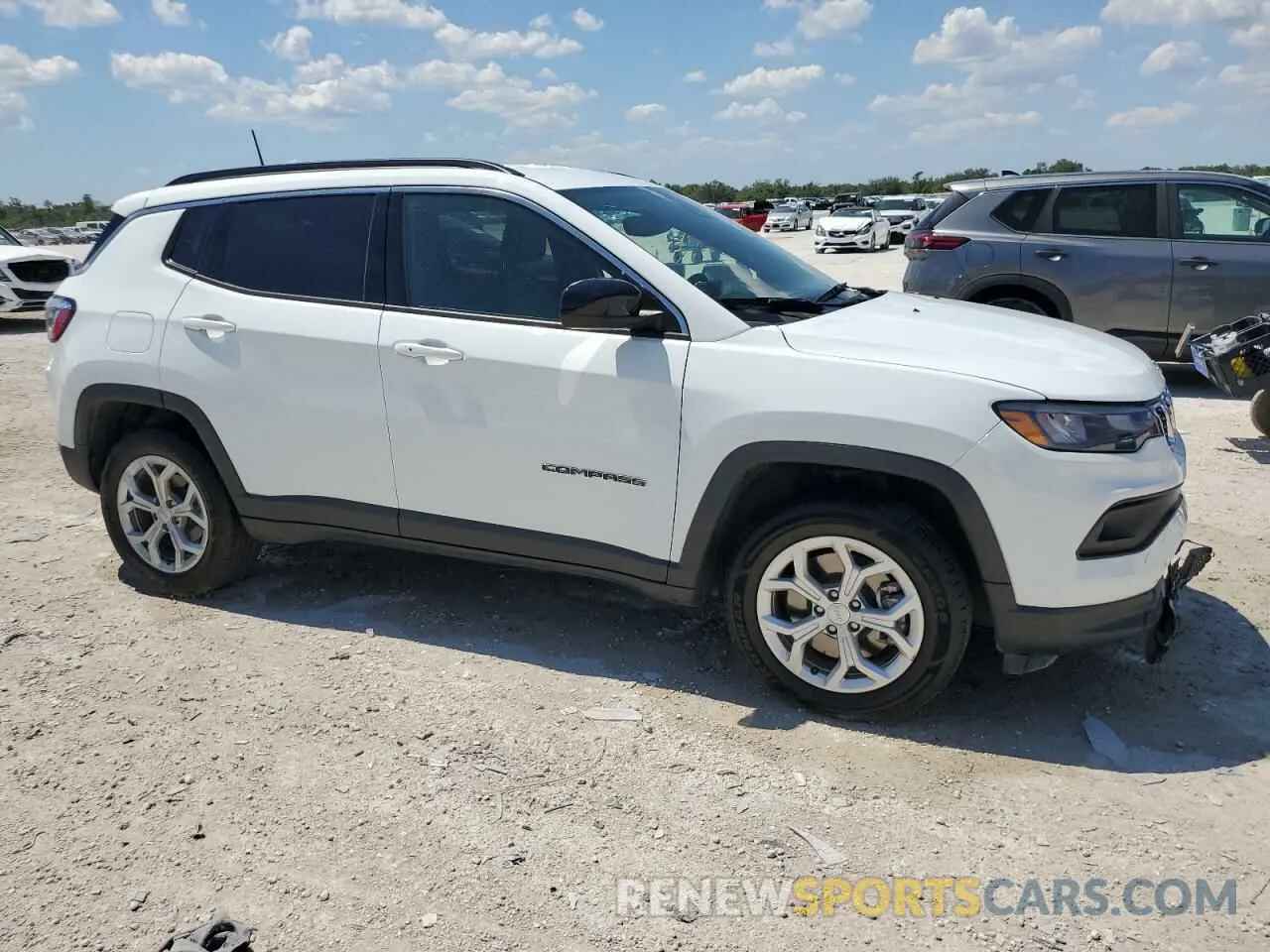 4 fotografías del automóvil dañado 3C4NJDBN8RT110409 JEEP COMPASS 2024