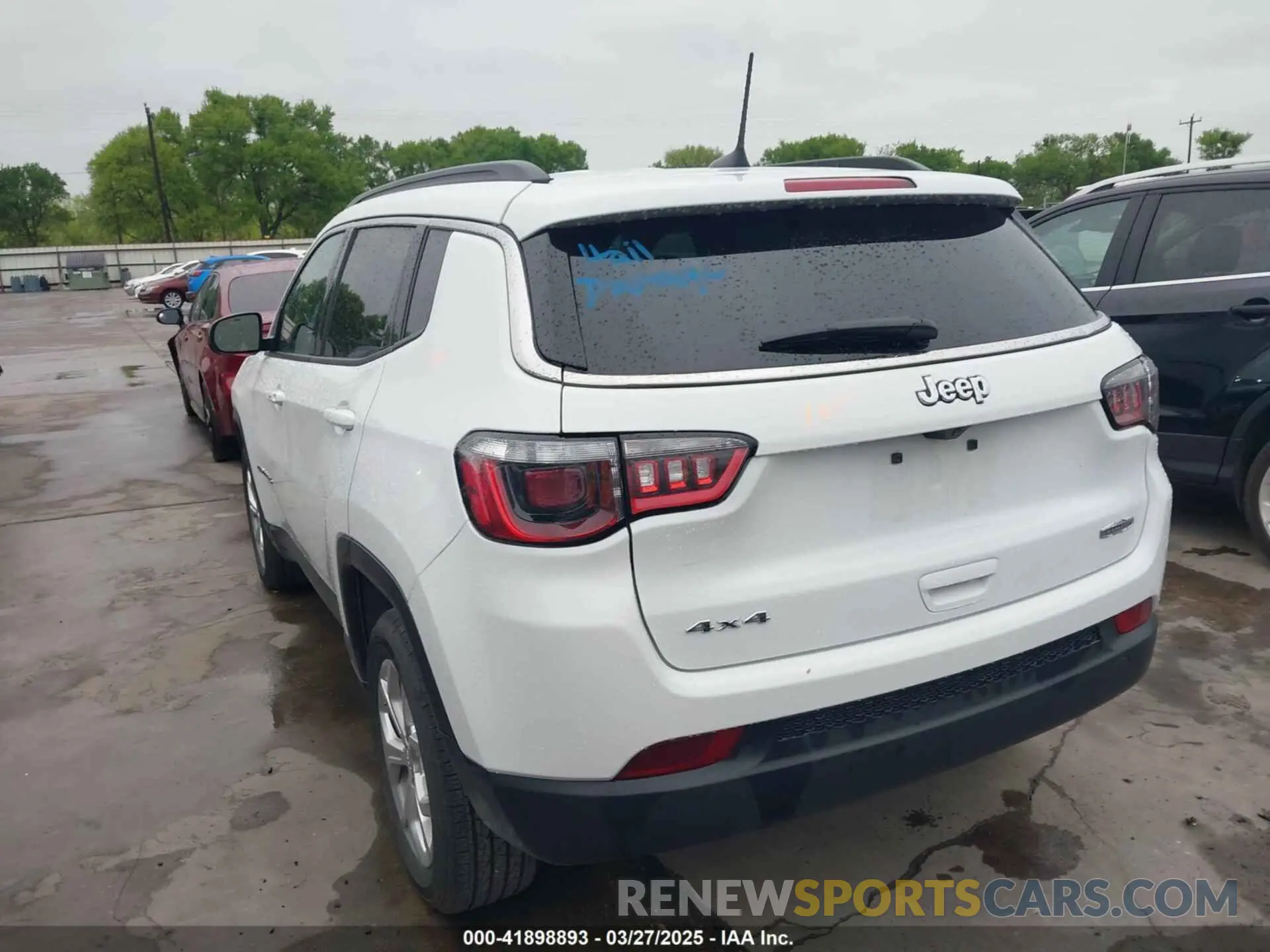 3 fotografías del automóvil dañado 3C4NJDBN8RT160288 JEEP COMPASS 2024