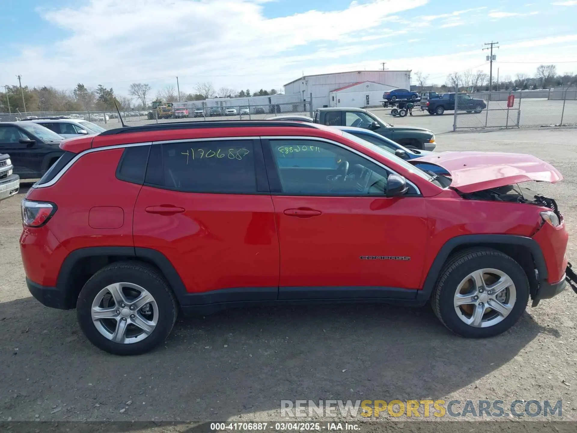 13 fotografías del automóvil dañado 3C4NJDBN8RT607704 JEEP COMPASS 2024
