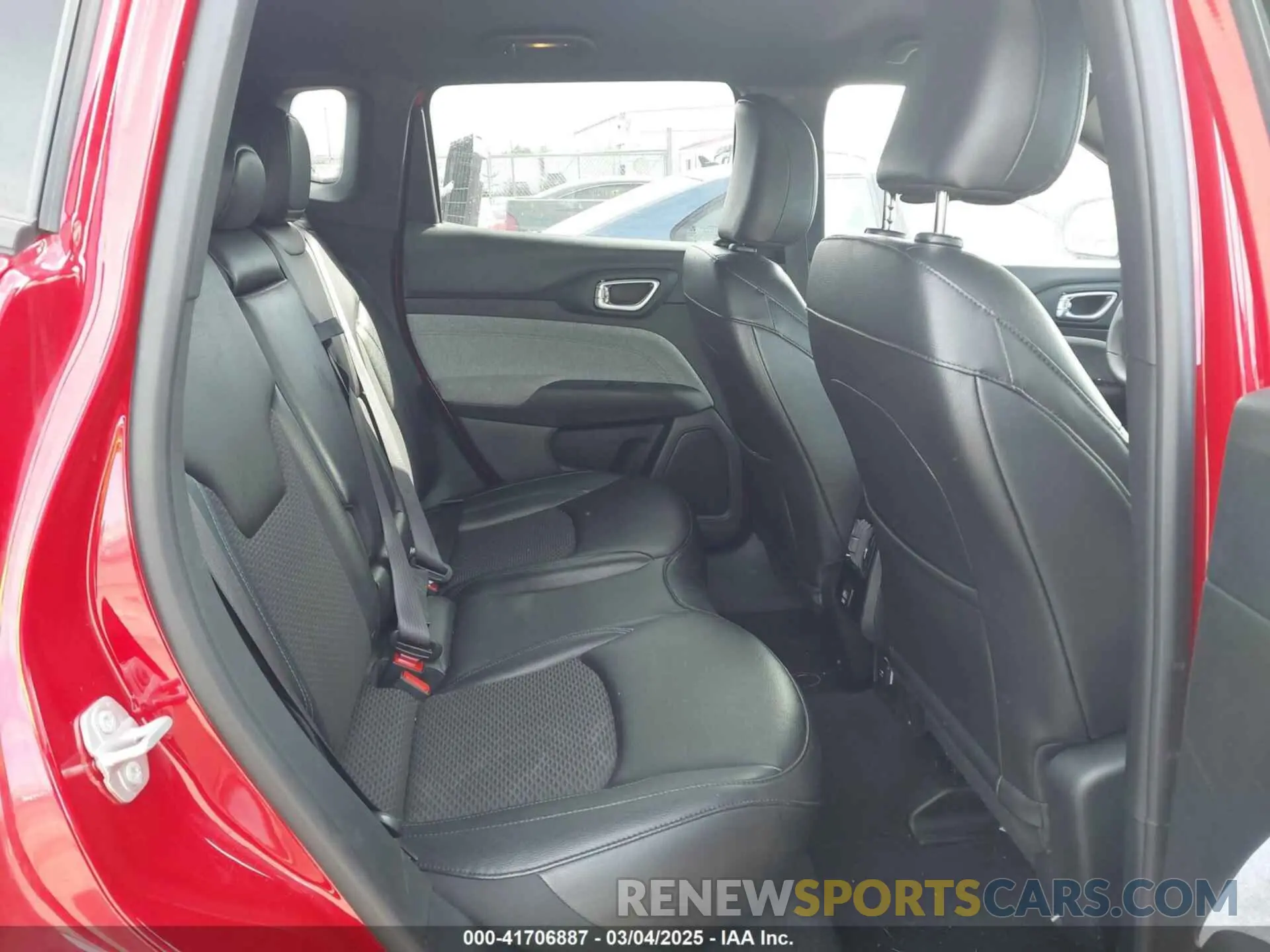 8 fotografías del automóvil dañado 3C4NJDBN8RT607704 JEEP COMPASS 2024