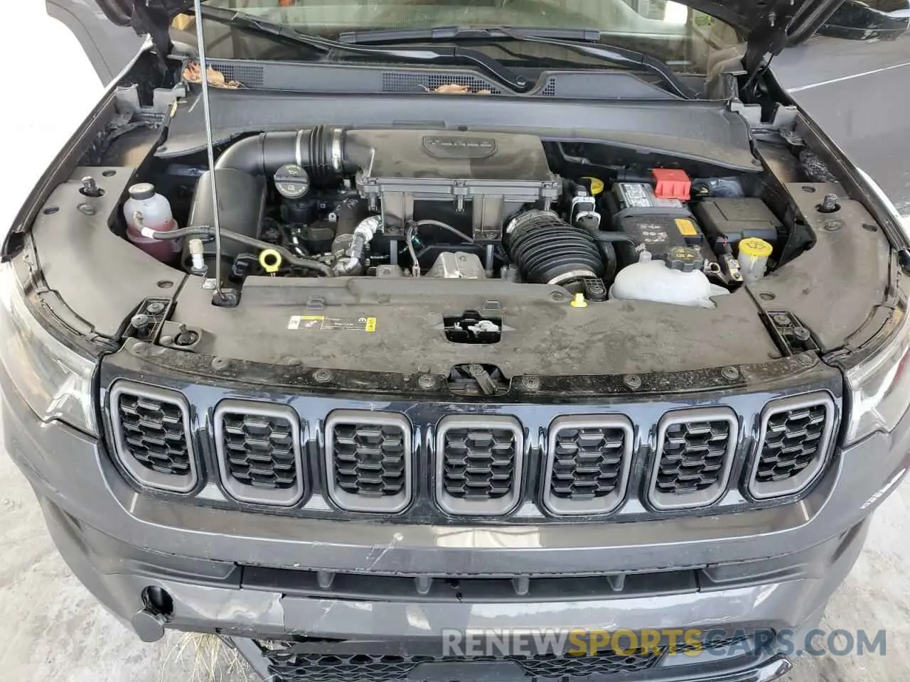 13 fotografías del automóvil dañado 3C4NJDBN9RT122665 JEEP COMPASS 2024