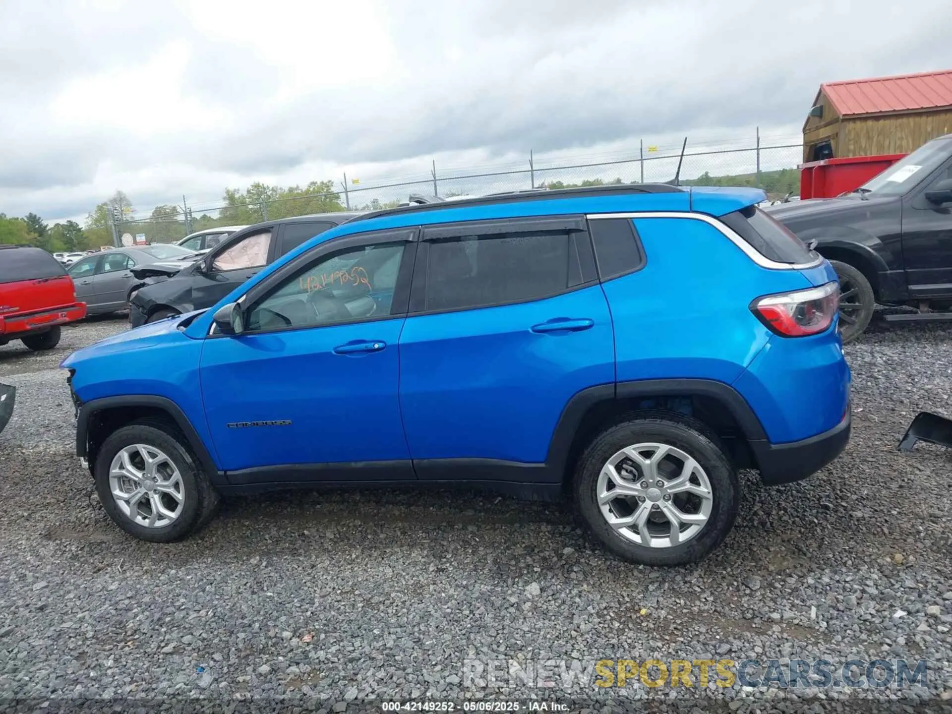 15 fotografías del automóvil dañado 3C4NJDBN9RT132368 JEEP COMPASS 2024