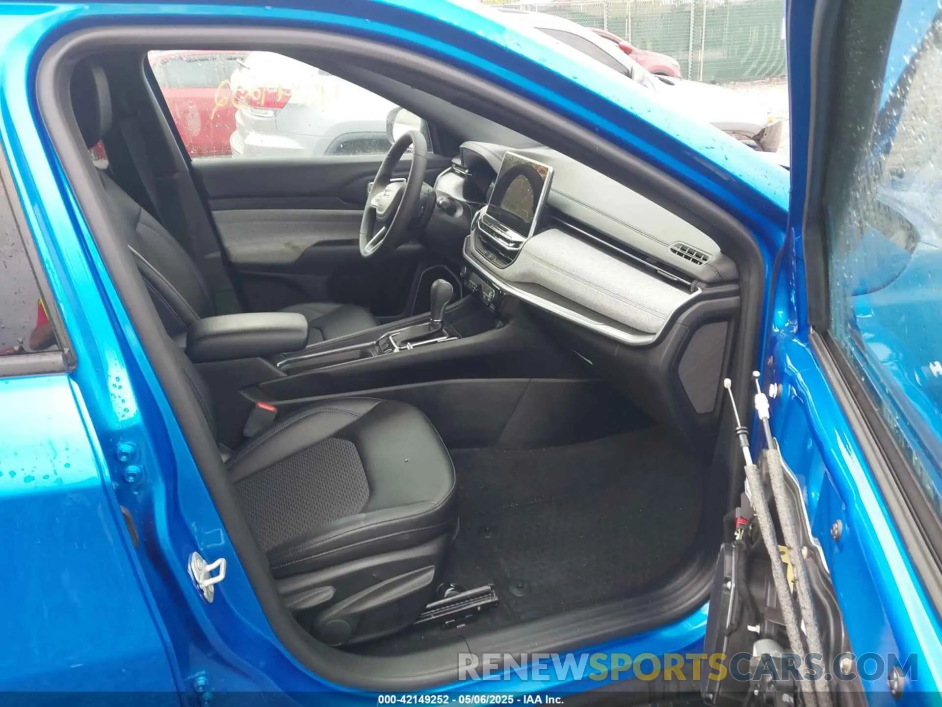 5 fotografías del automóvil dañado 3C4NJDBN9RT132368 JEEP COMPASS 2024