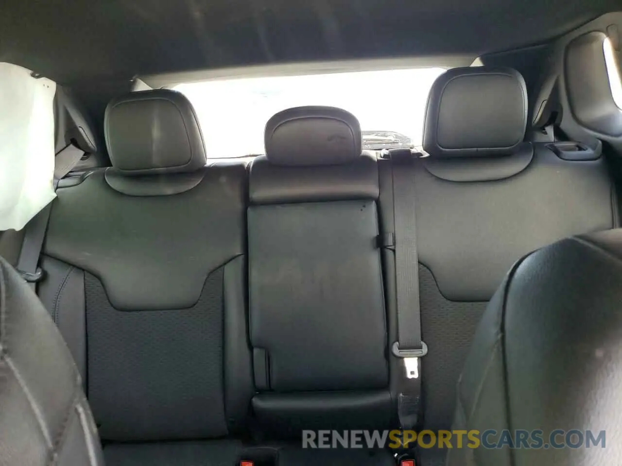 10 fotografías del automóvil dañado 3C4NJDBNXRT133089 JEEP COMPASS 2024