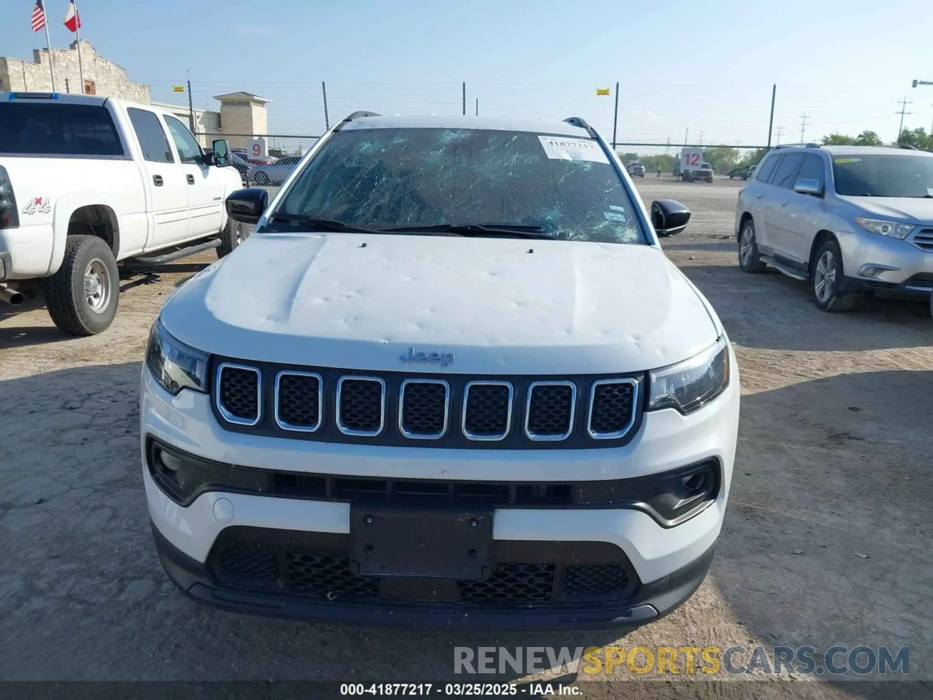12 fotografías del automóvil dañado 3C4NJDBNXRT595443 JEEP COMPASS 2024