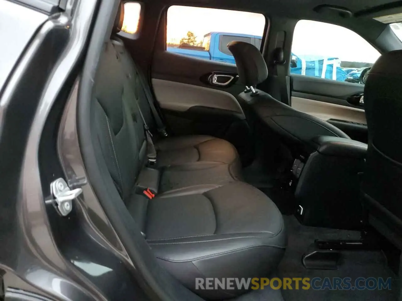 11 fotografías del automóvil dañado 3C4NJDCN3RT589580 JEEP COMPASS 2024