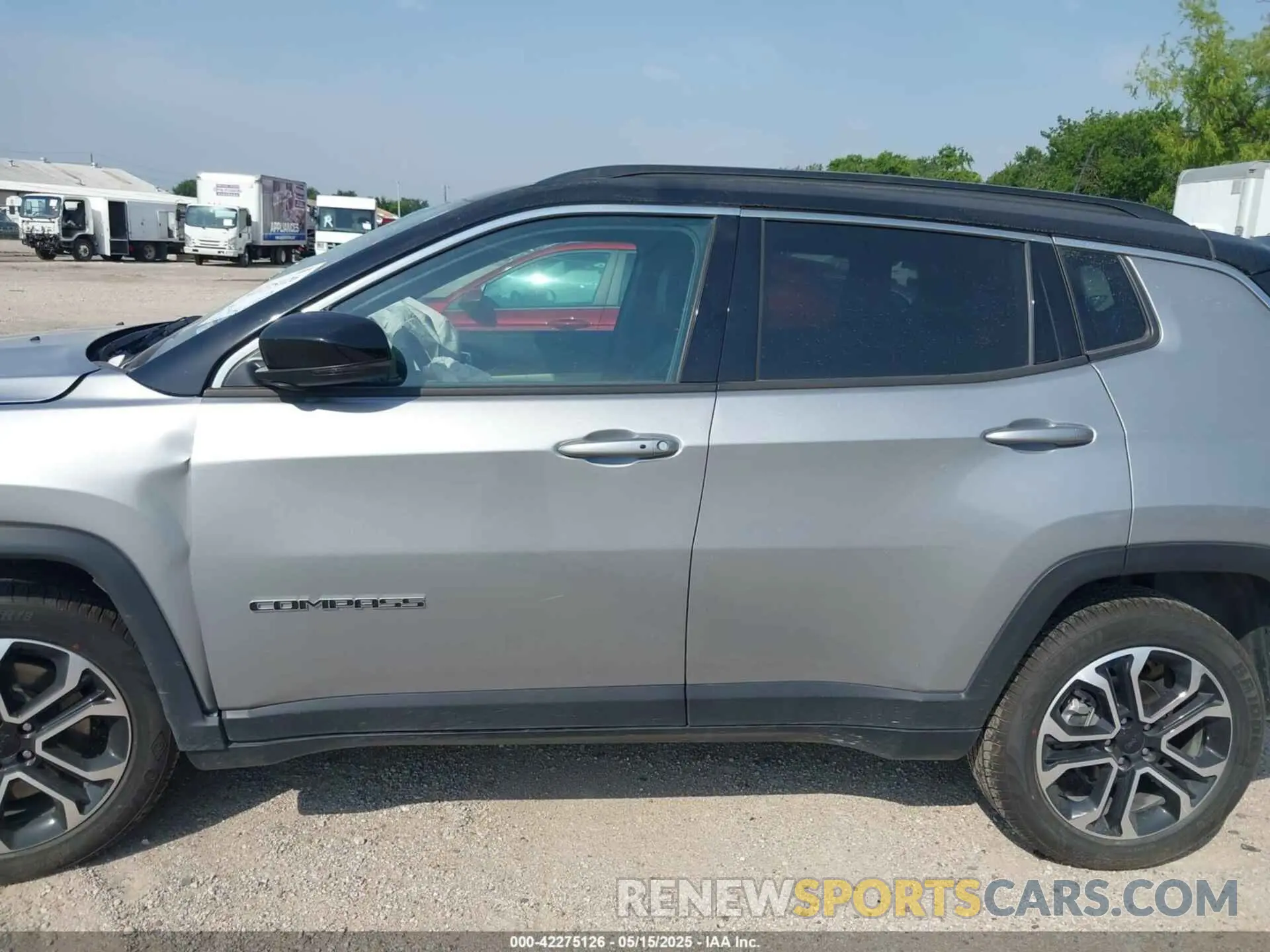 14 fotografías del automóvil dañado 3C4NJDCN4RT595193 JEEP COMPASS 2024