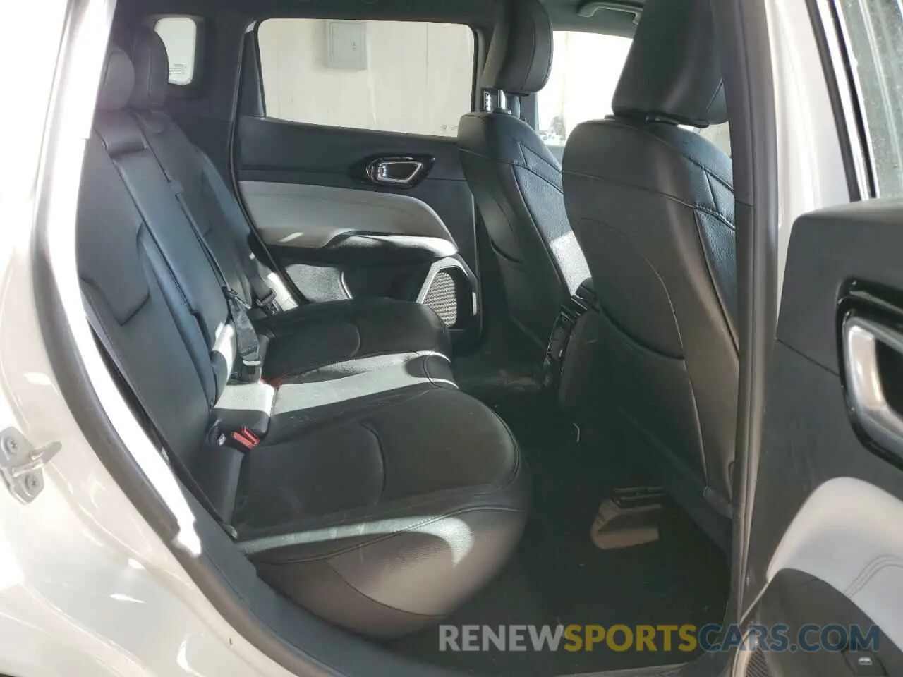 10 fotografías del automóvil dañado 3C4NJDCN7RT150852 JEEP COMPASS 2024
