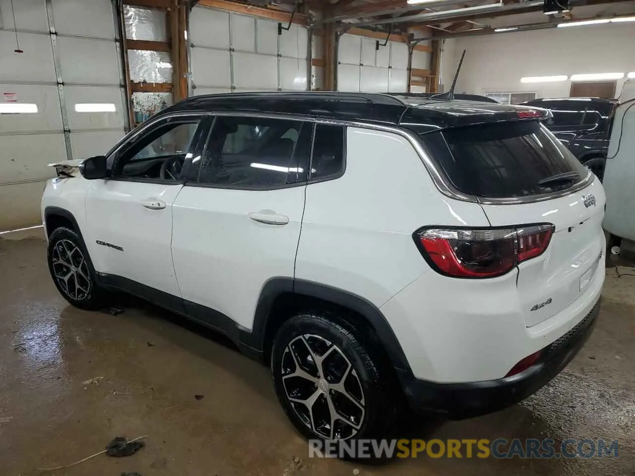 2 fotografías del automóvil dañado 3C4NJDCN9RT100549 JEEP COMPASS 2024