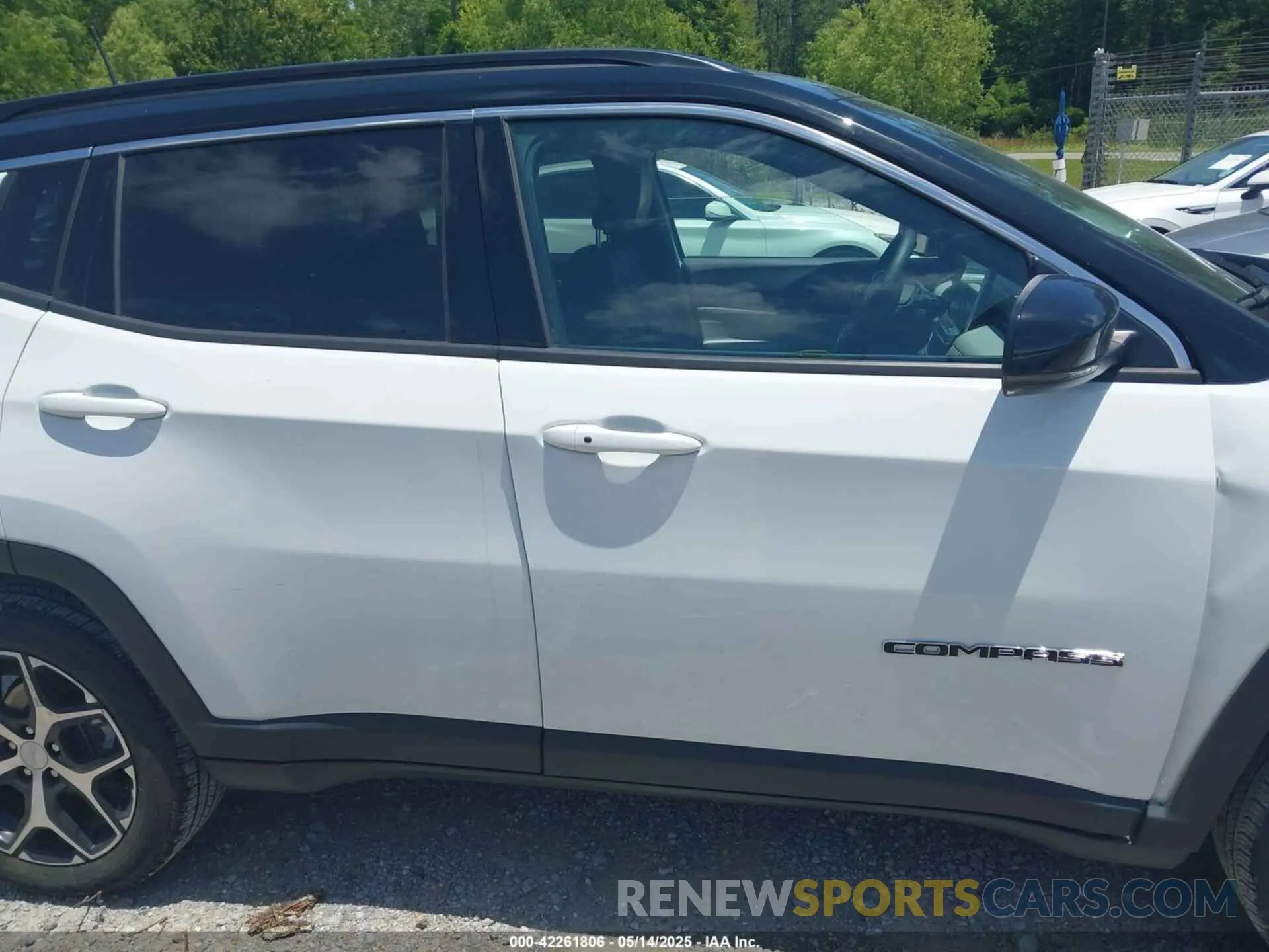 13 fotografías del automóvil dañado 3C4NJDCN9RT134474 JEEP COMPASS 2024