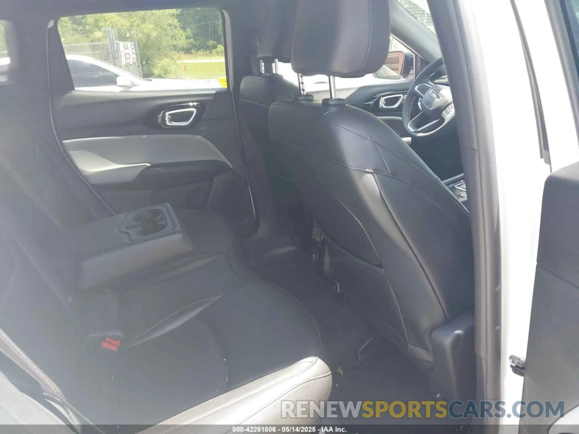 8 fotografías del automóvil dañado 3C4NJDCN9RT134474 JEEP COMPASS 2024