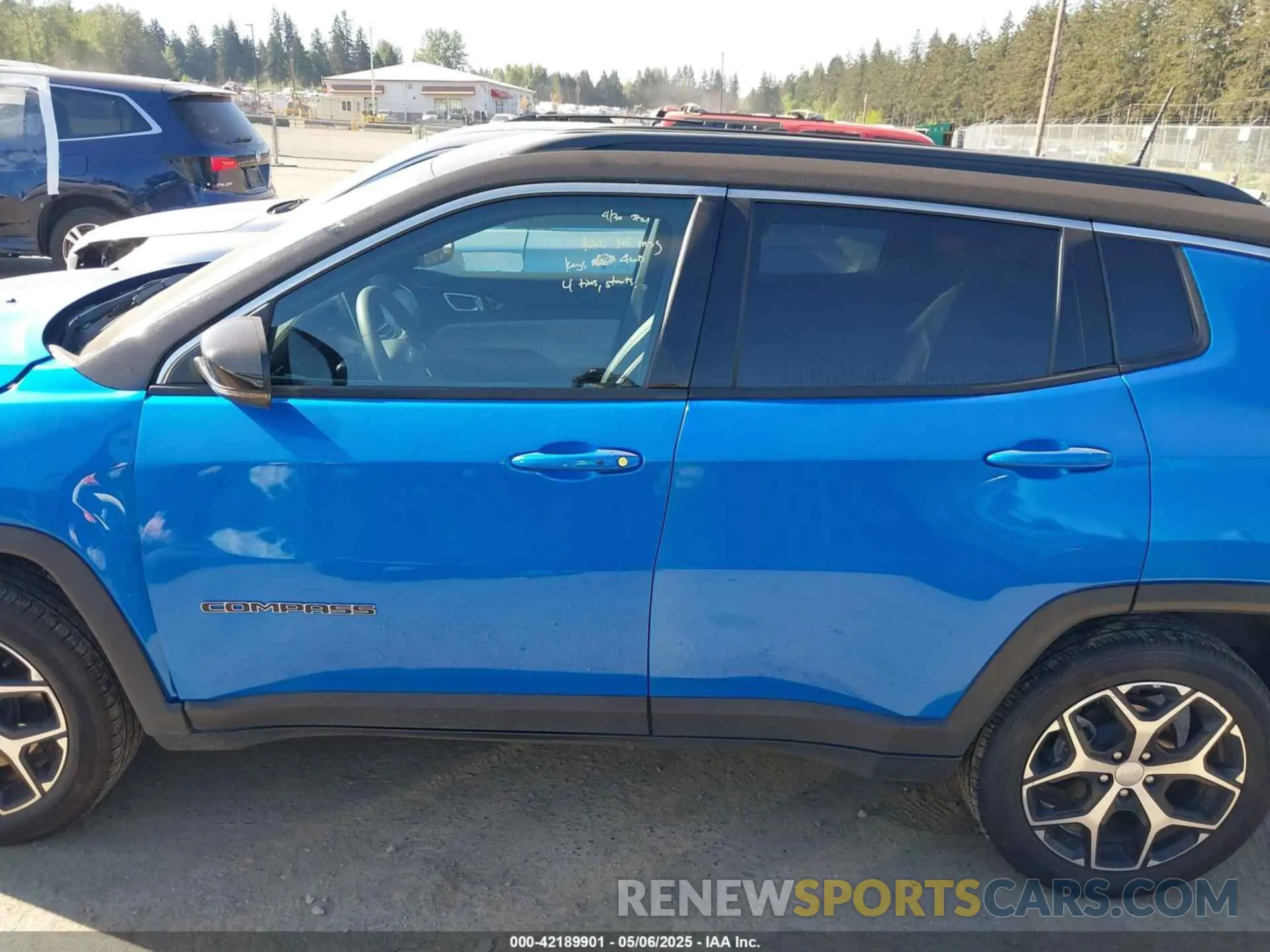 14 fotografías del automóvil dañado 3C4NJDCNXRT125377 JEEP COMPASS 2024