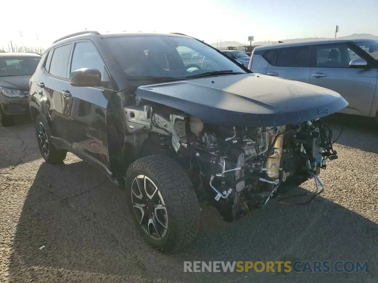 4 fotografías del automóvil dañado 3C4NJDDN3RT137322 JEEP COMPASS 2024