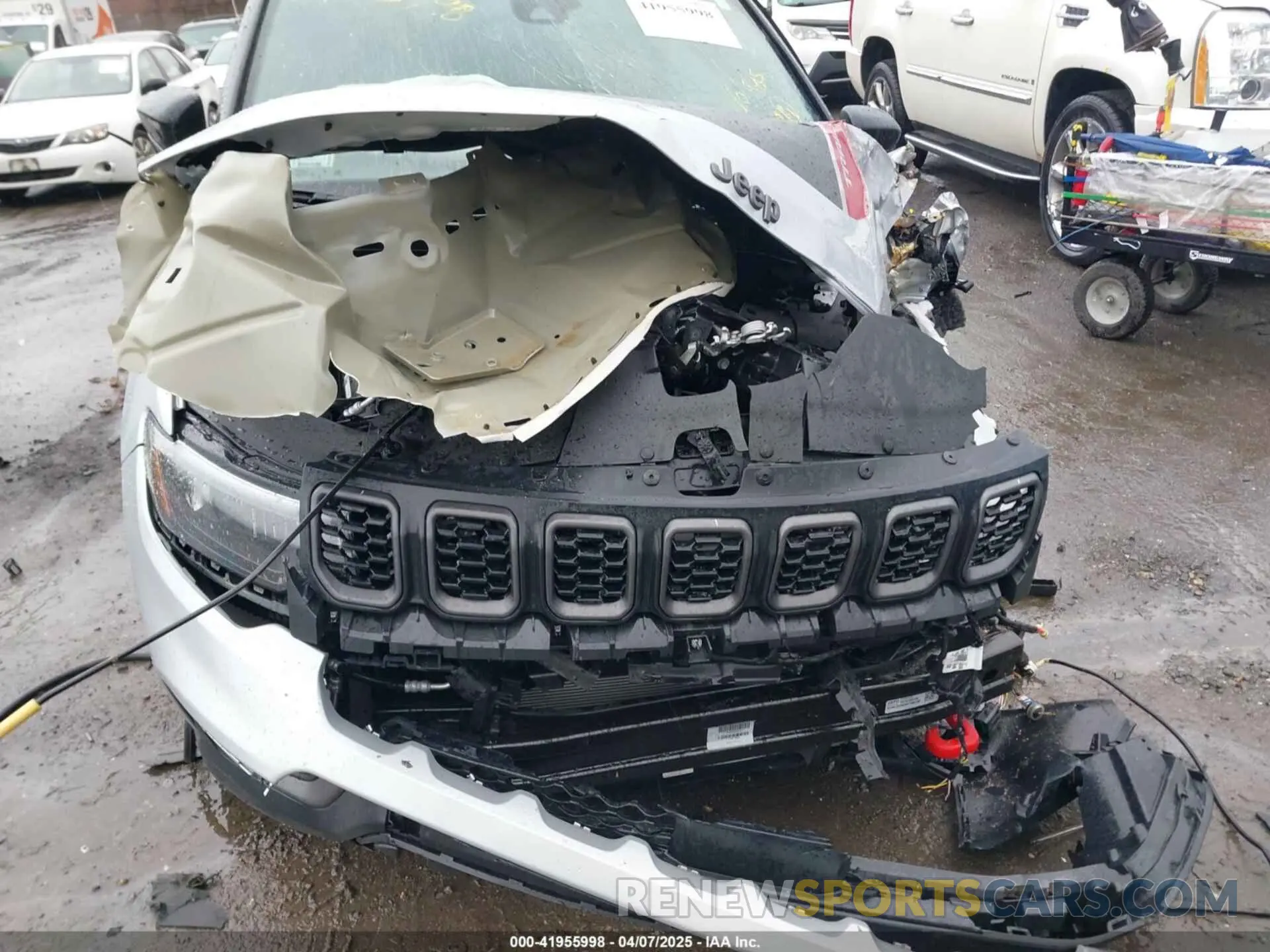 19 fotografías del automóvil dañado 3C4NJDDN3RT166786 JEEP COMPASS 2024