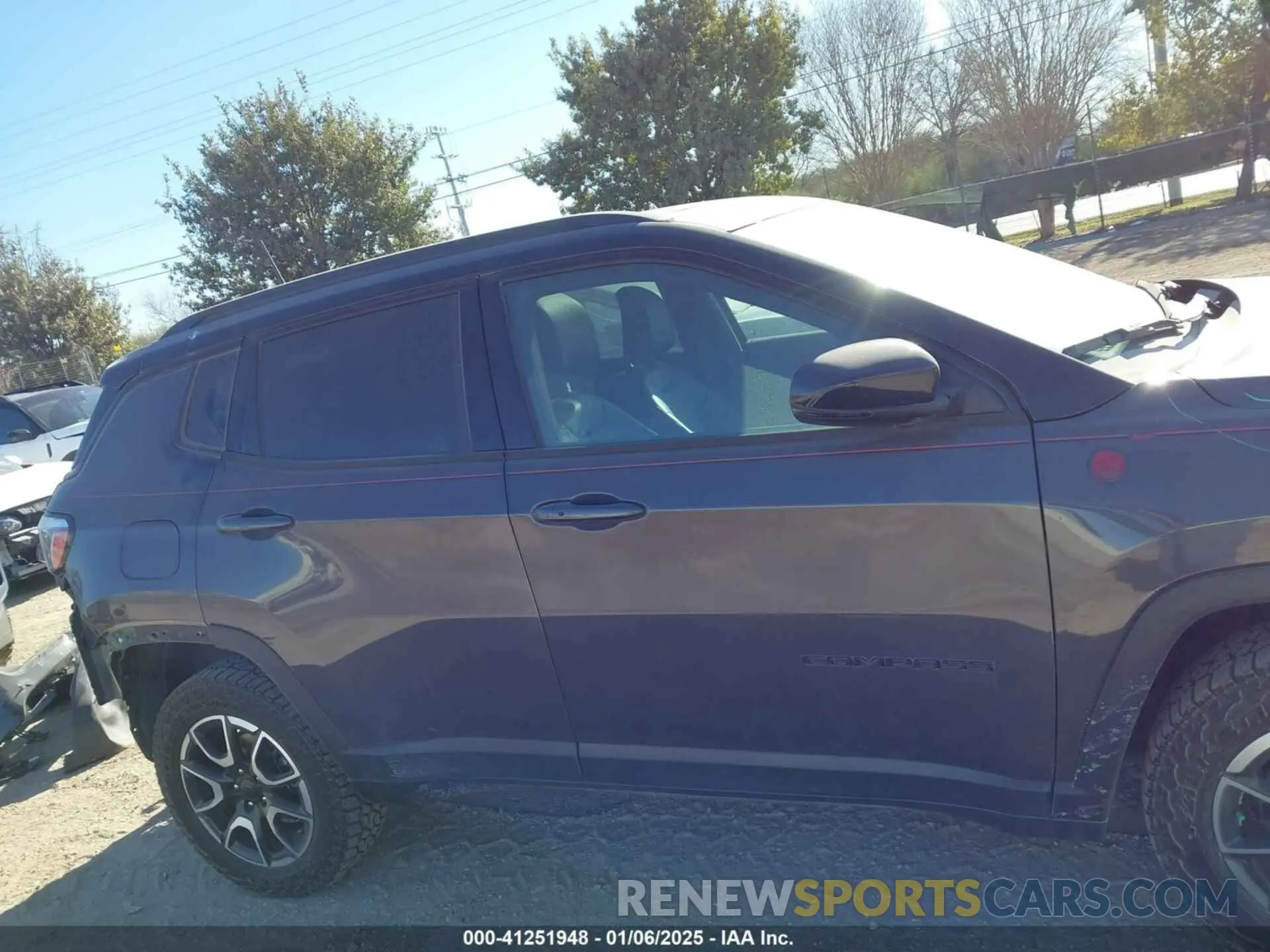 14 fotografías del automóvil dañado 3C4NJDDN4RT135384 JEEP COMPASS 2024